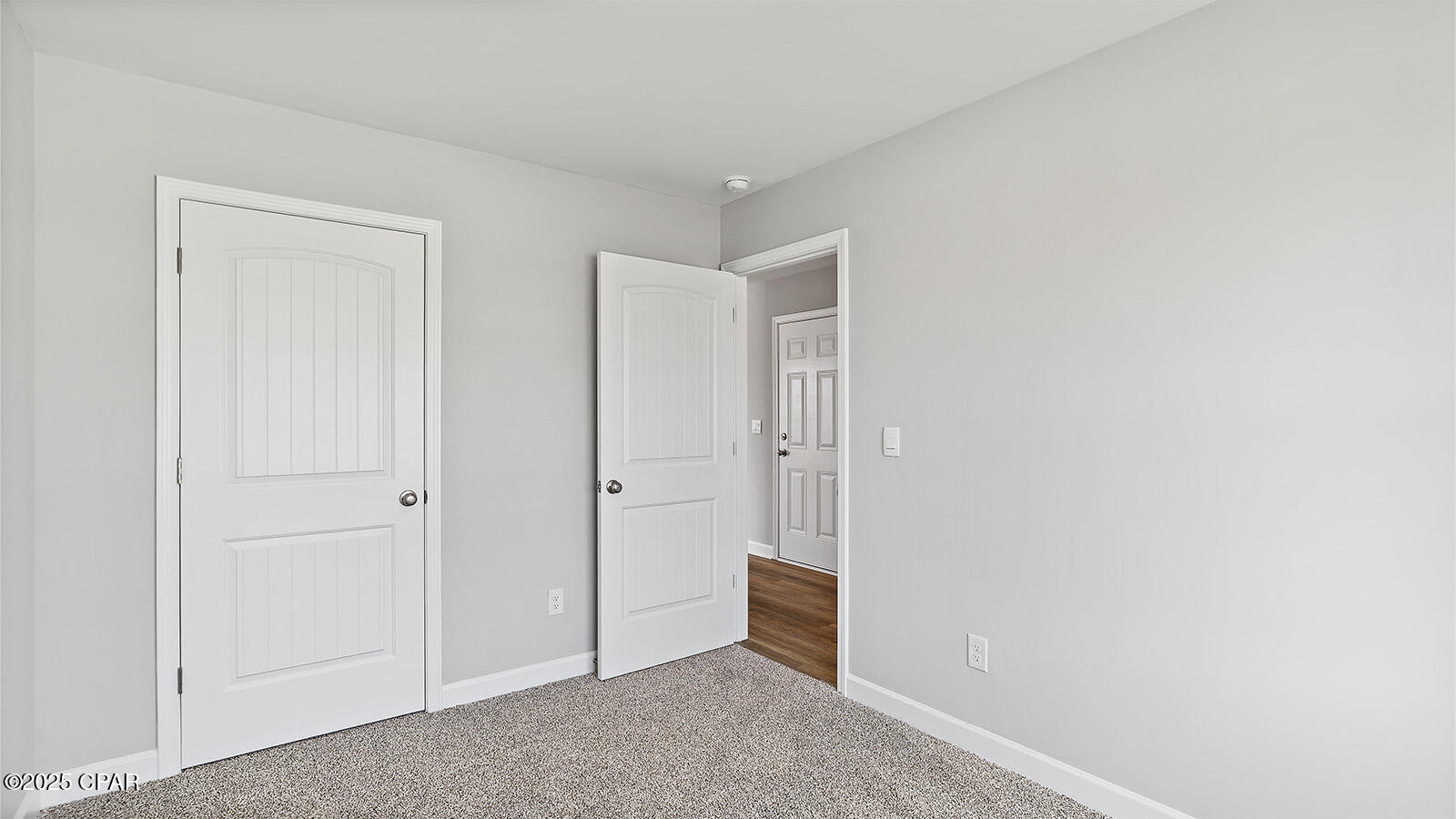 Colonial Landing - Residential