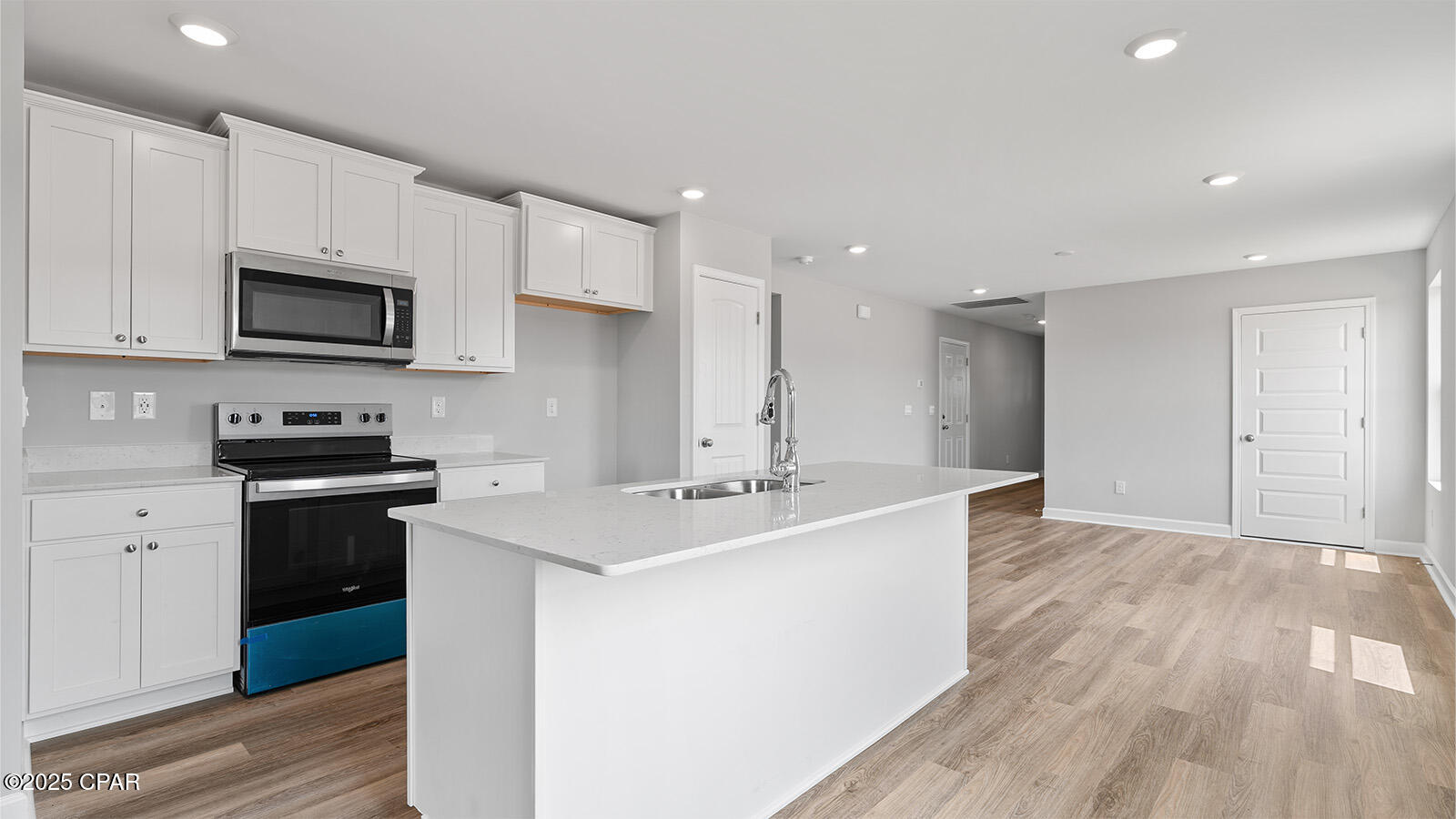 Colonial Landing - Residential