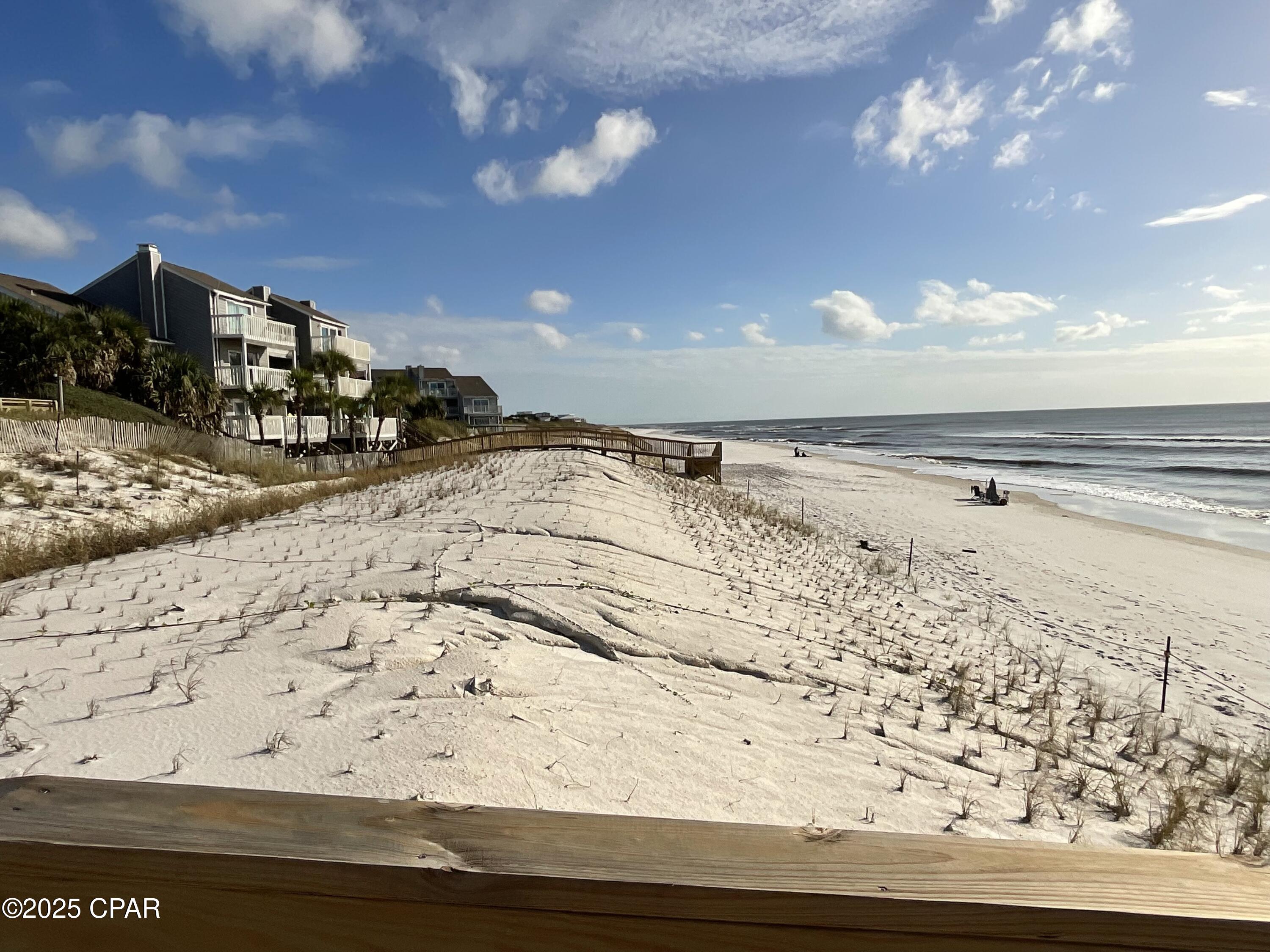 Barrier Dunes - Residential