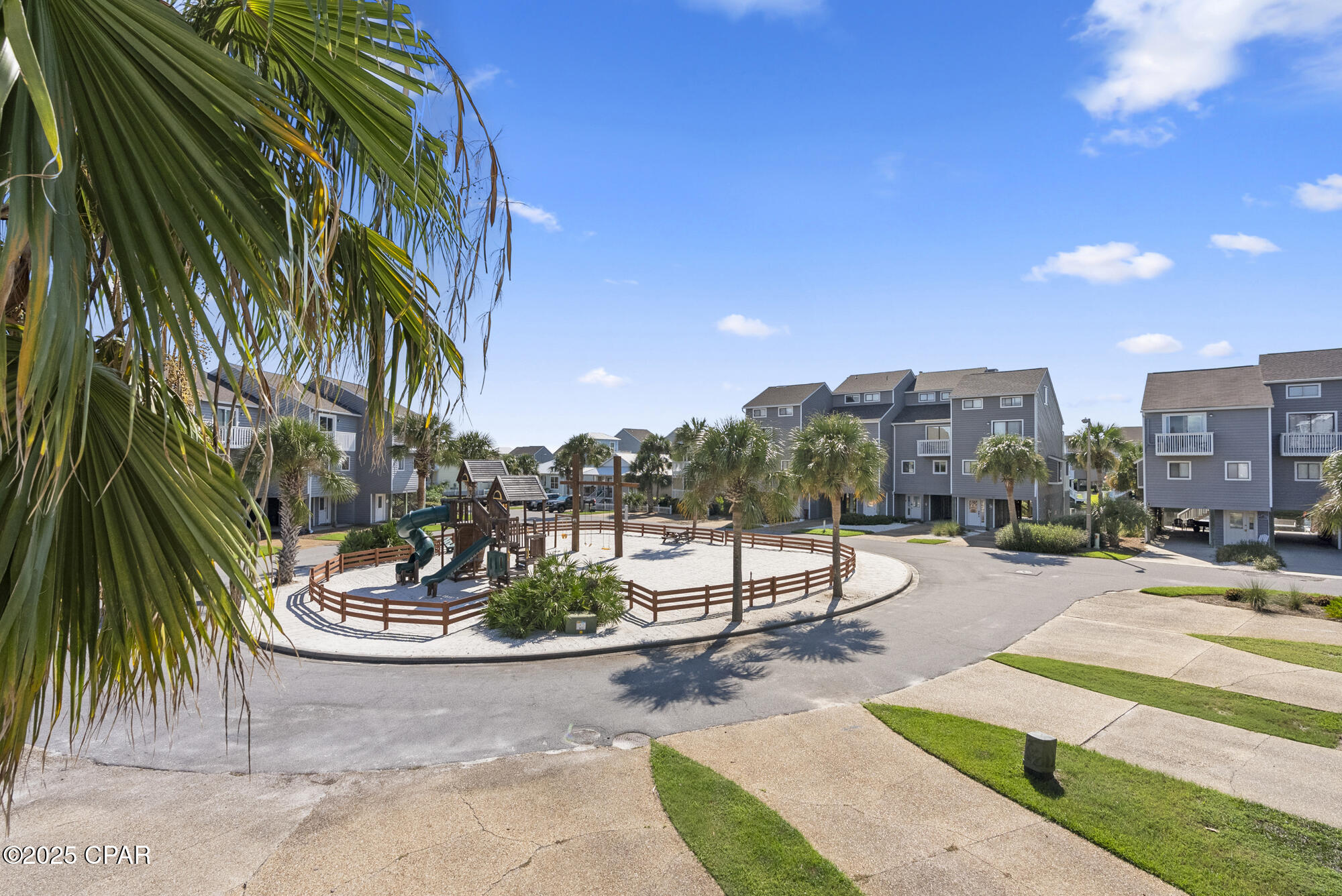 Barrier Dunes - Residential