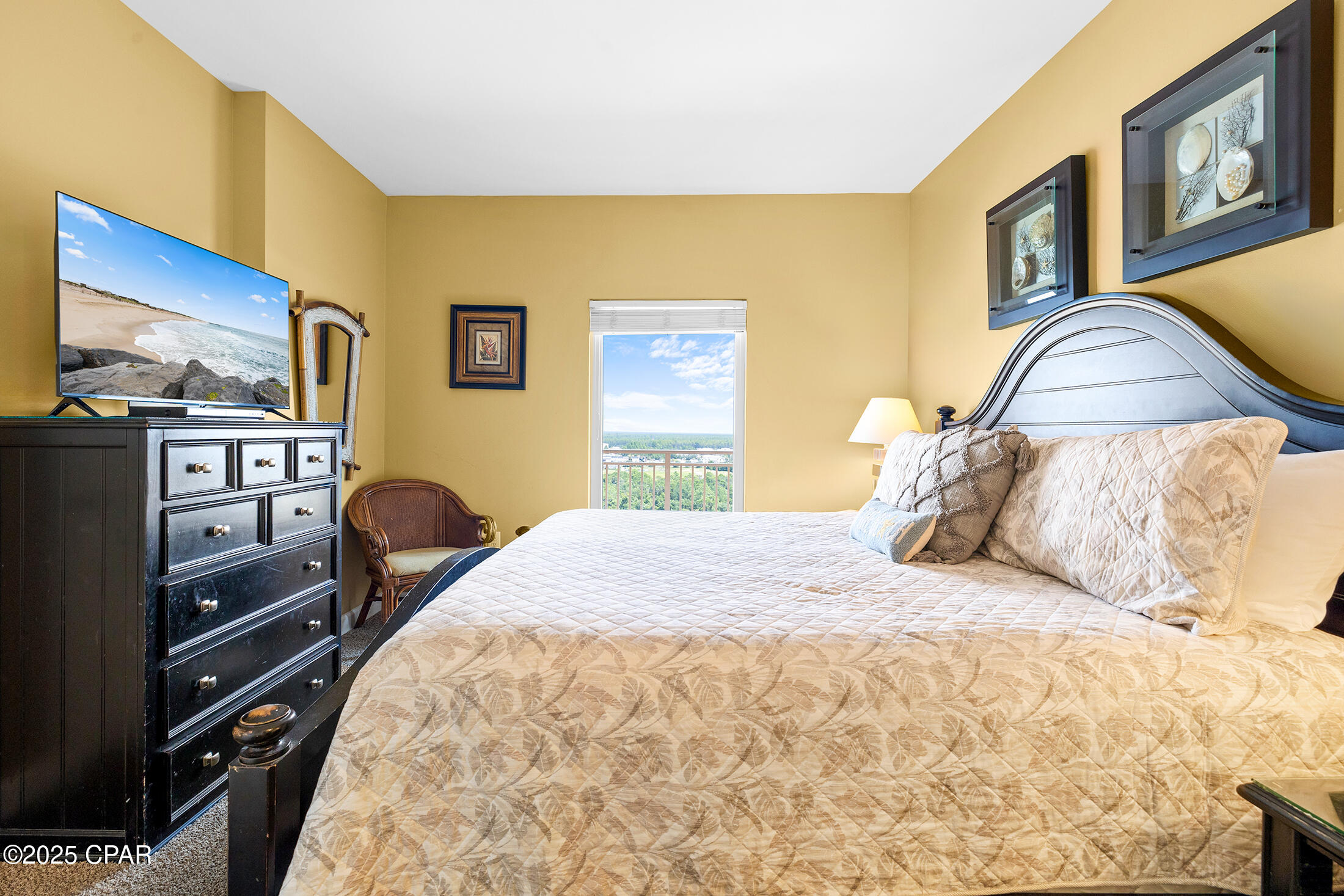 Splash Condo - Residential