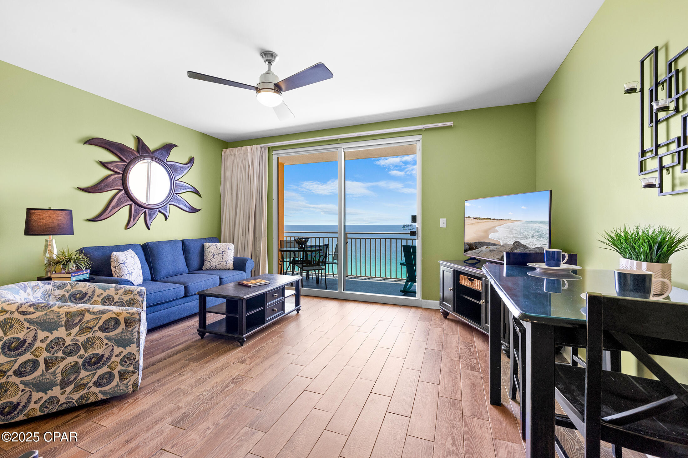 Splash Condo - Residential