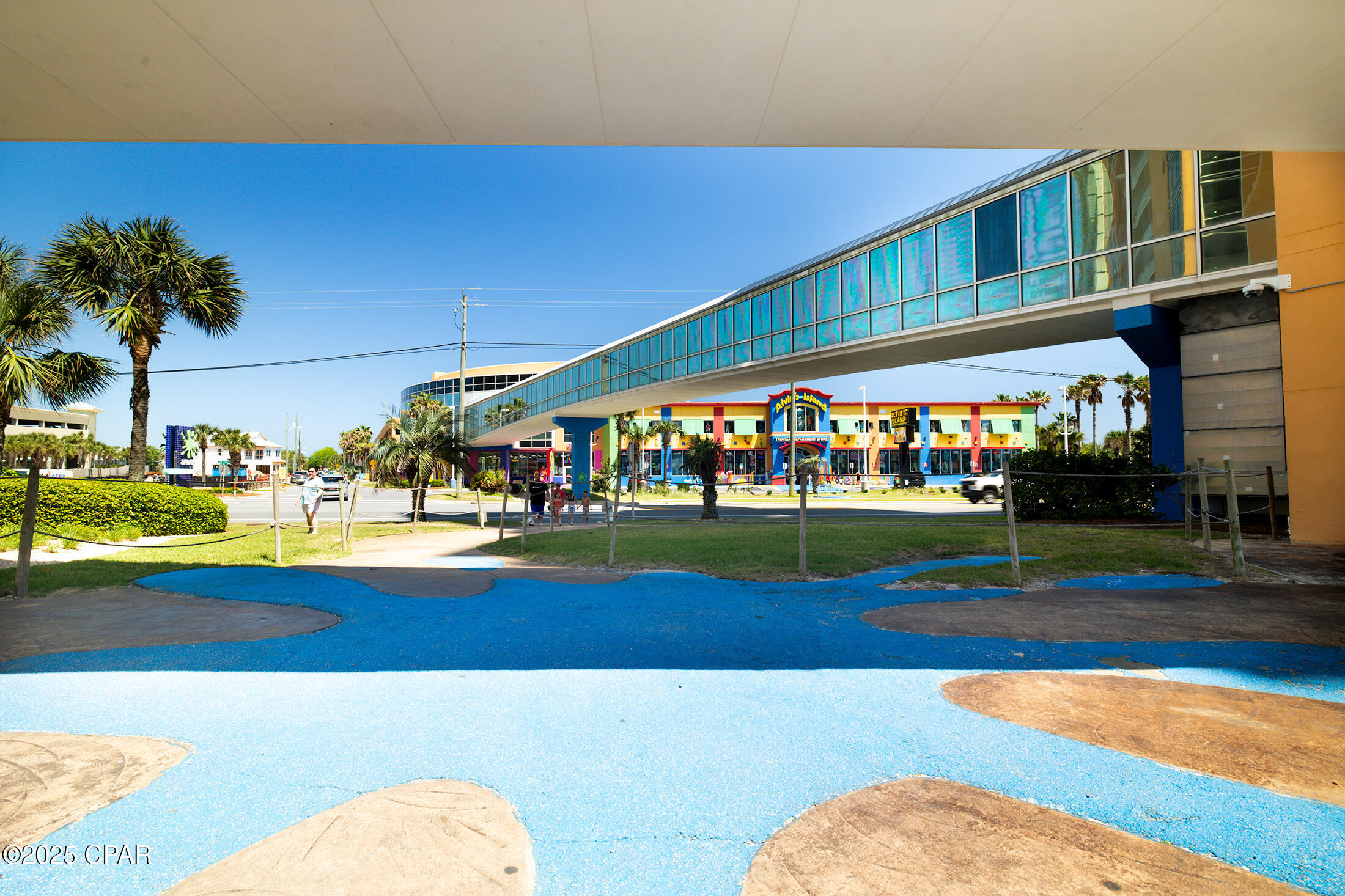 Splash Condo - Residential