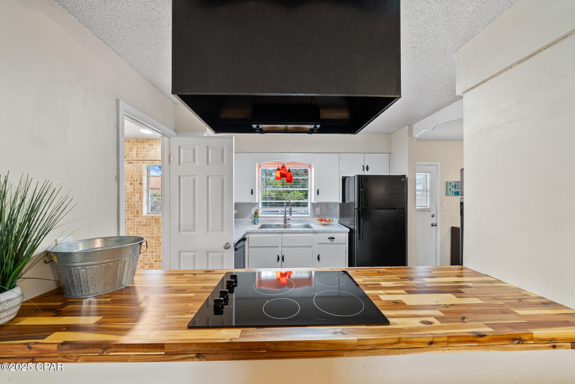 Santa Monica Beach - Residential