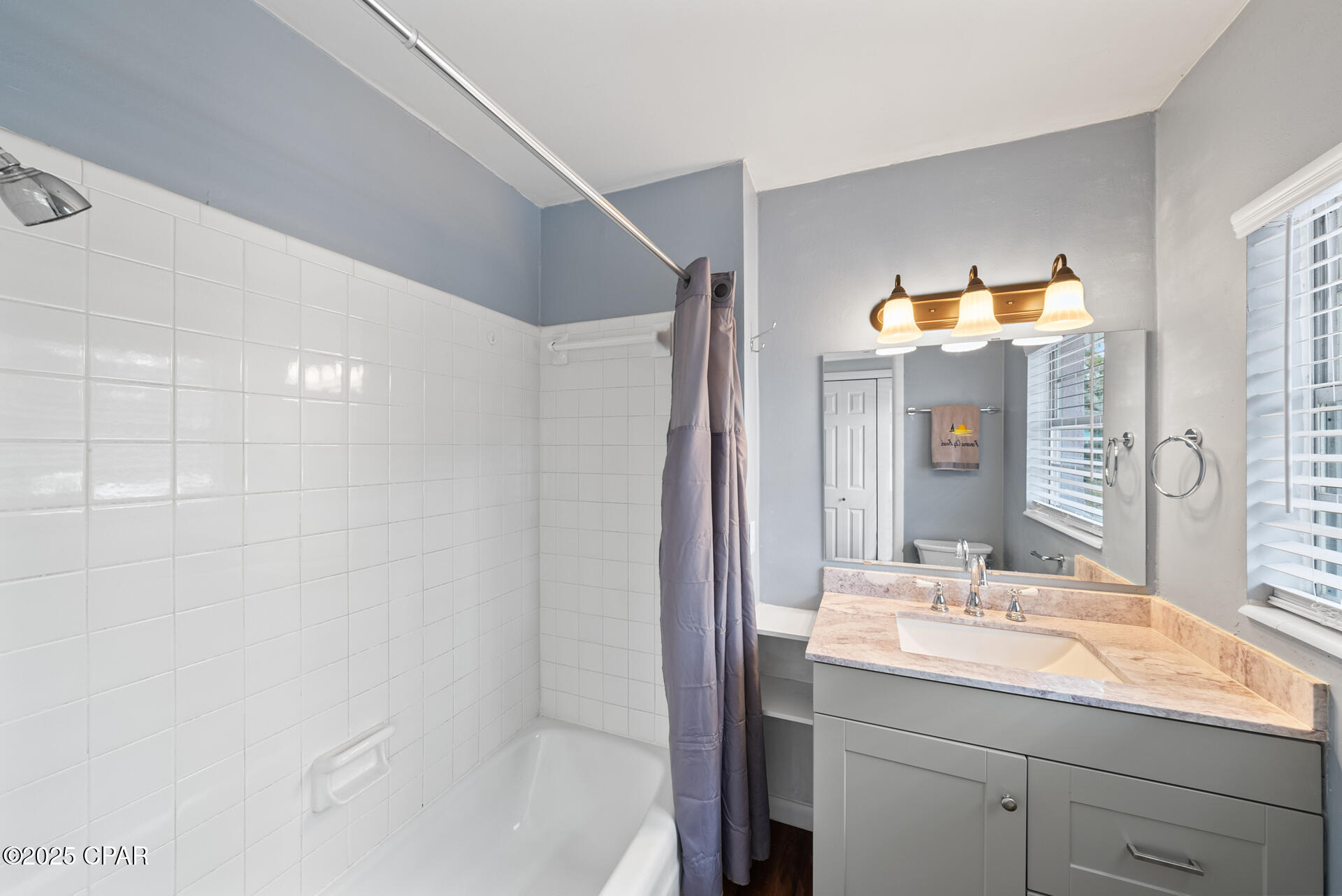 Santa Monica Beach - Residential