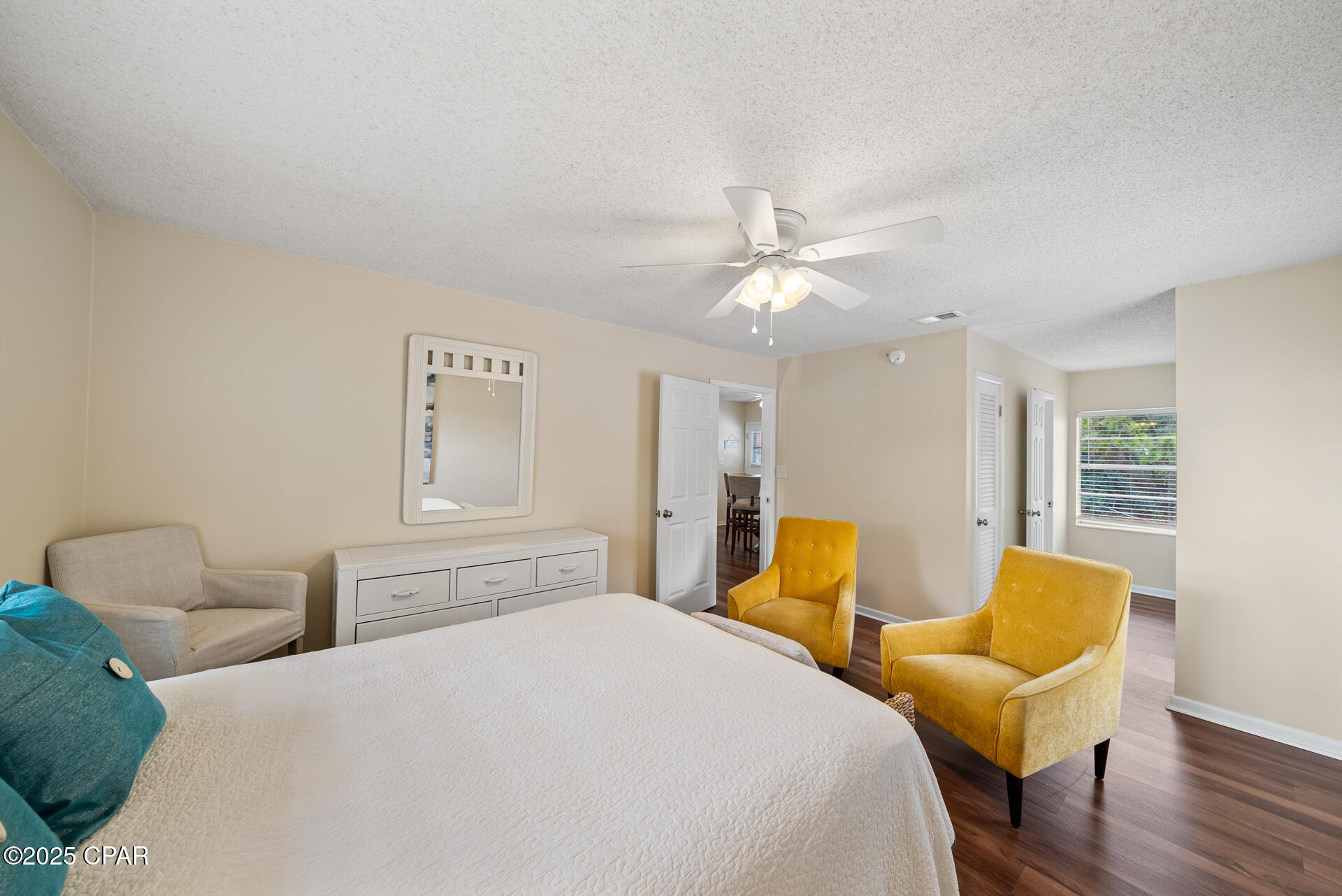 Santa Monica Beach - Residential