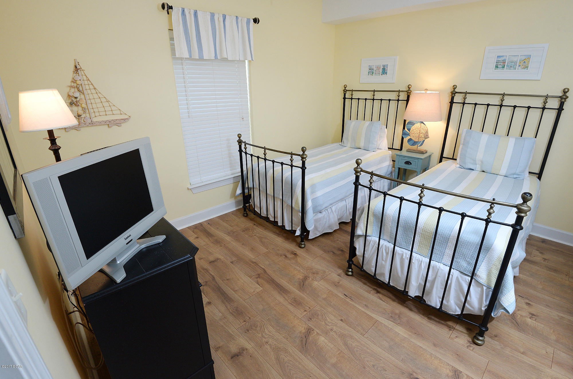 Emerald Isle - Residential