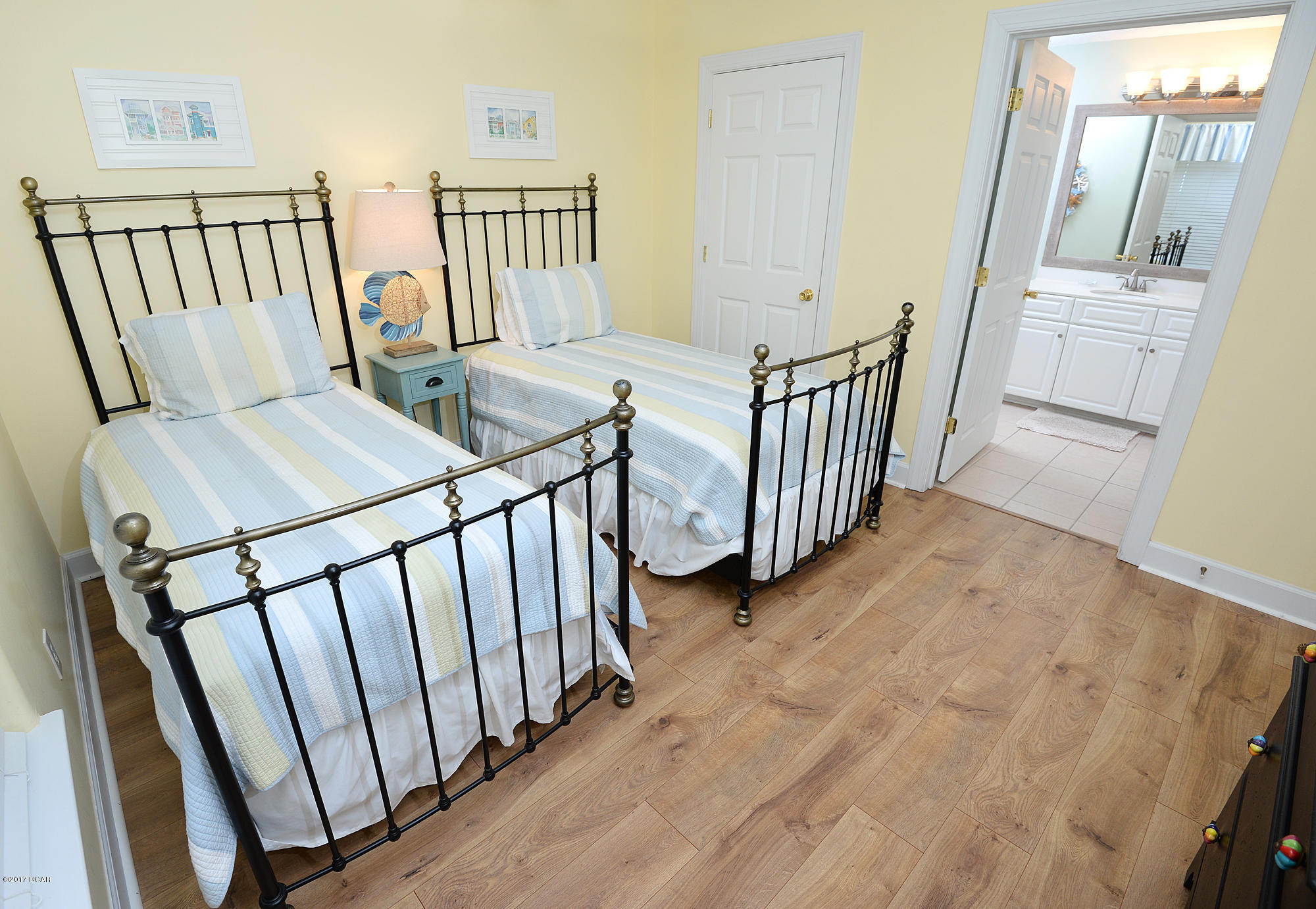 Emerald Isle - Residential