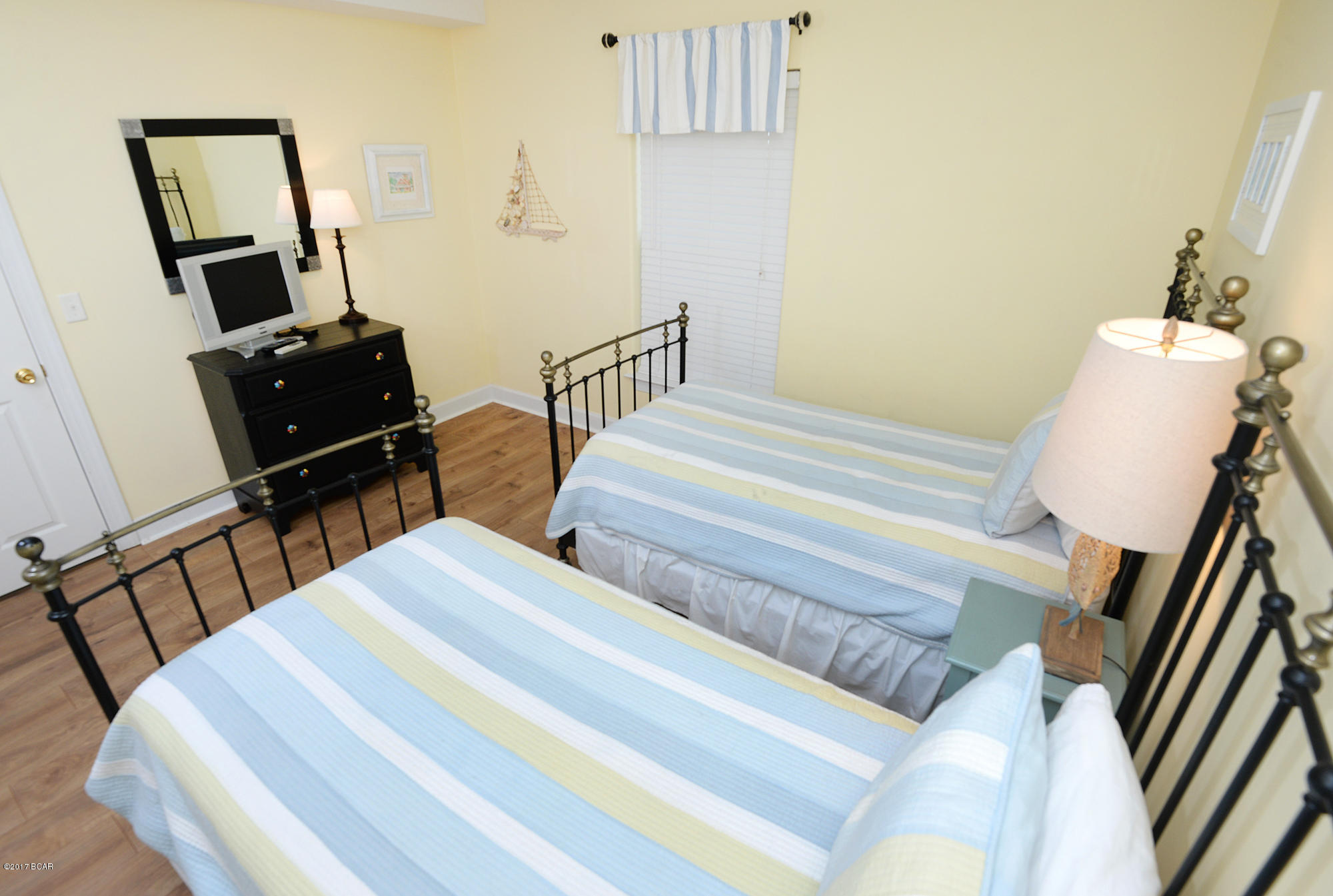 Emerald Isle - Residential