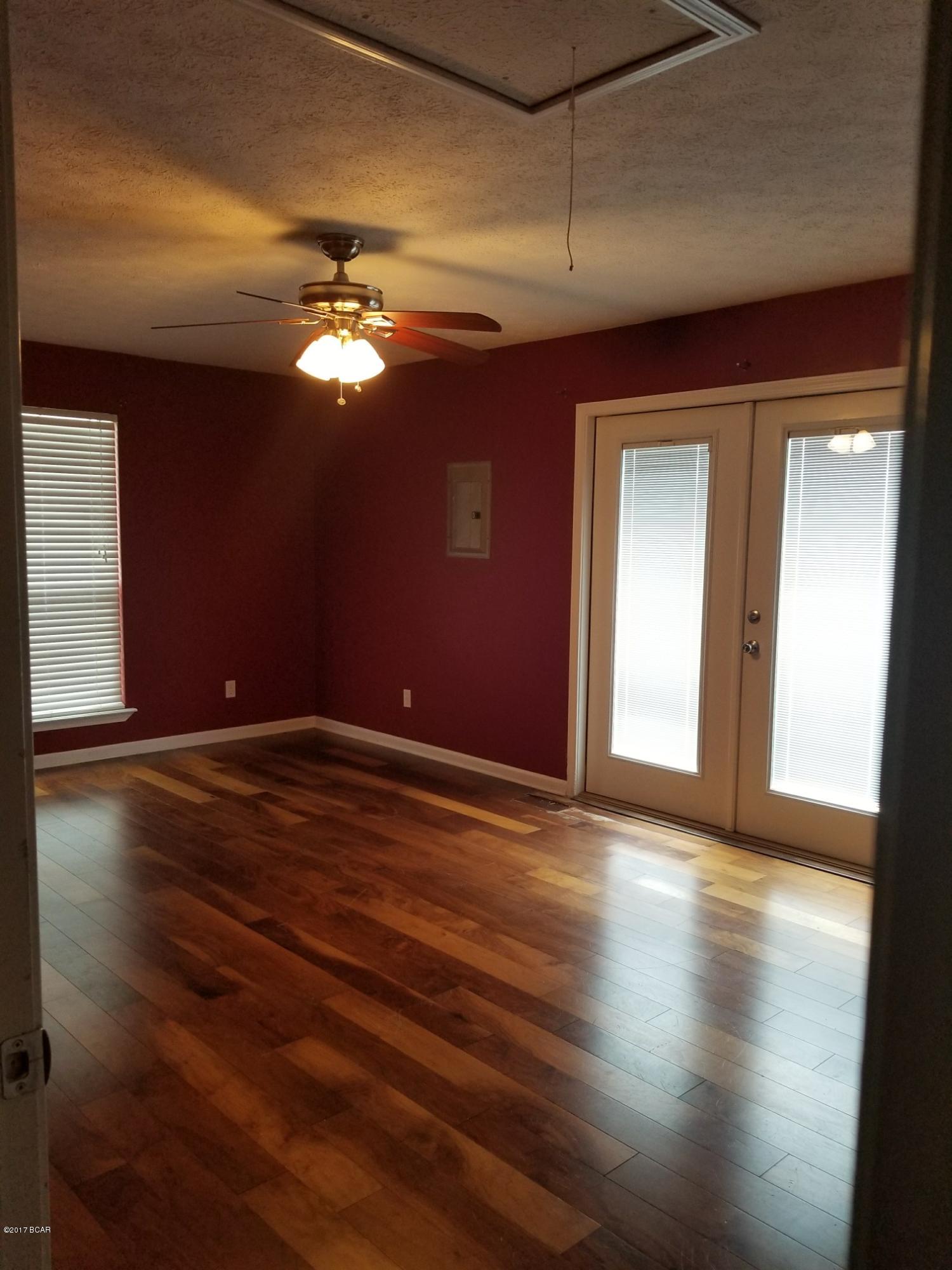 [No Recorded Subdiv] - Residential Lease