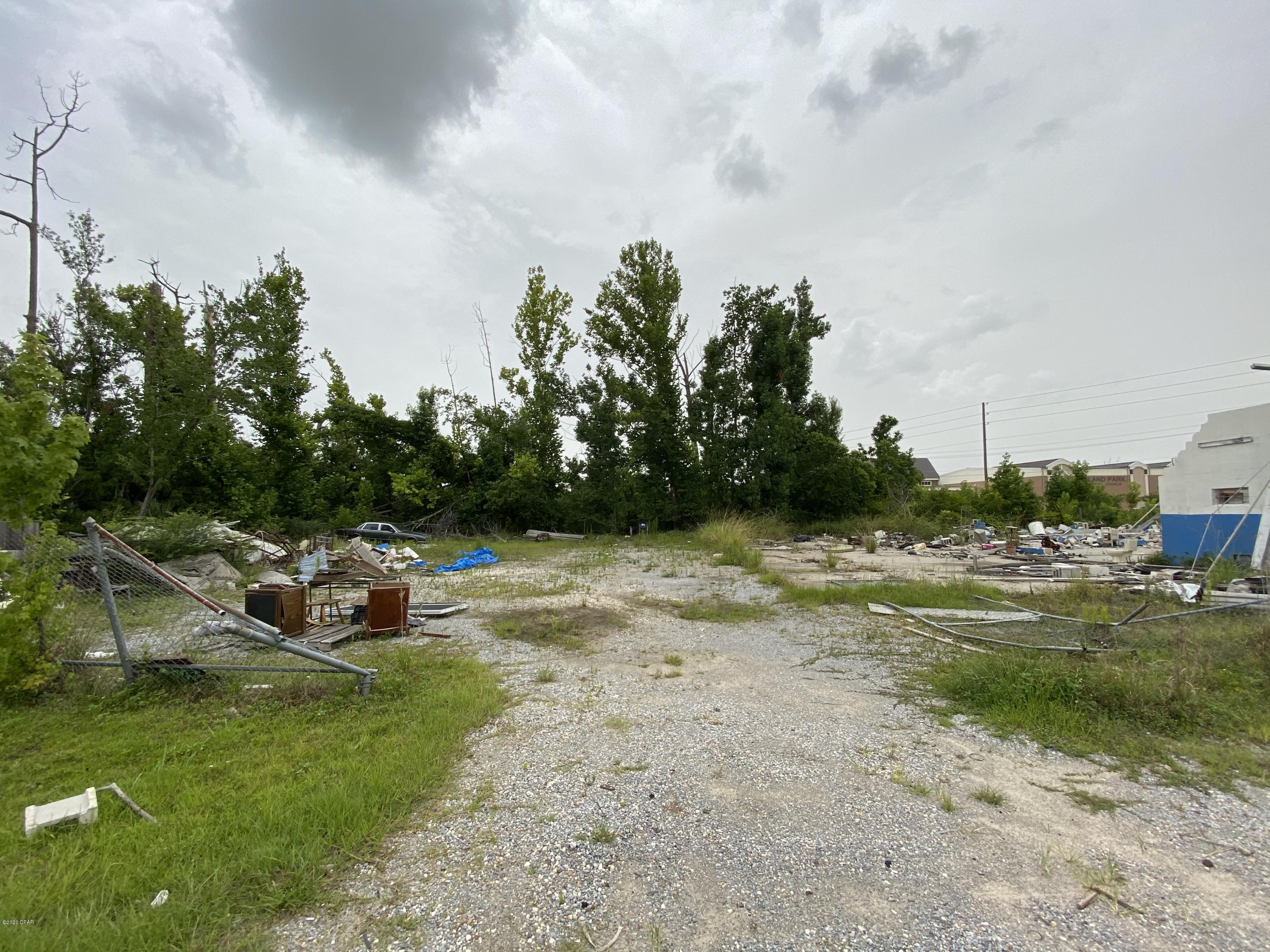 [No Recorded Subdiv] - Land