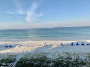 Carillon Beach - Land