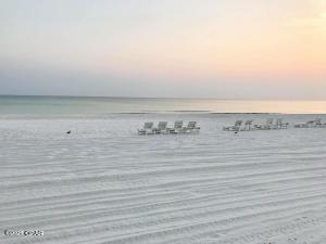 Carillon Beach - Land