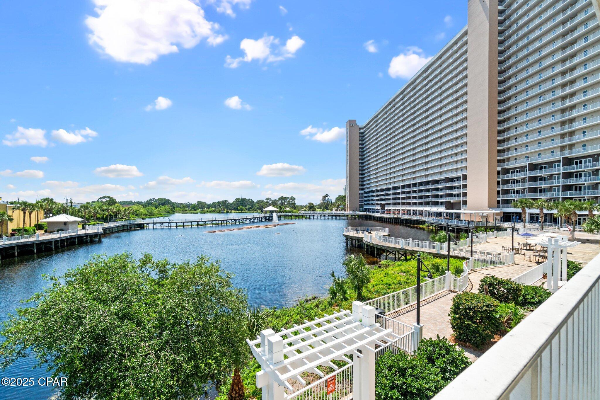 Laketown Wharf - Residential