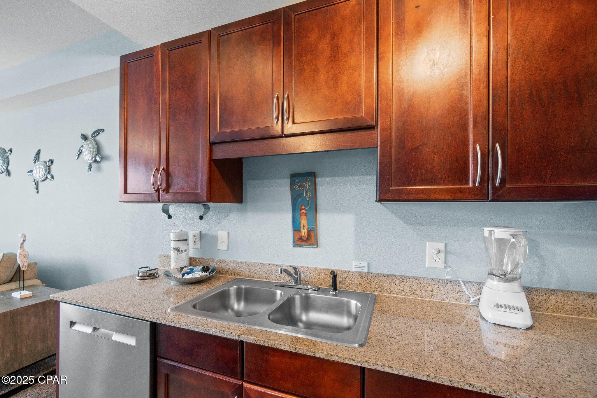 Laketown Wharf - Residential