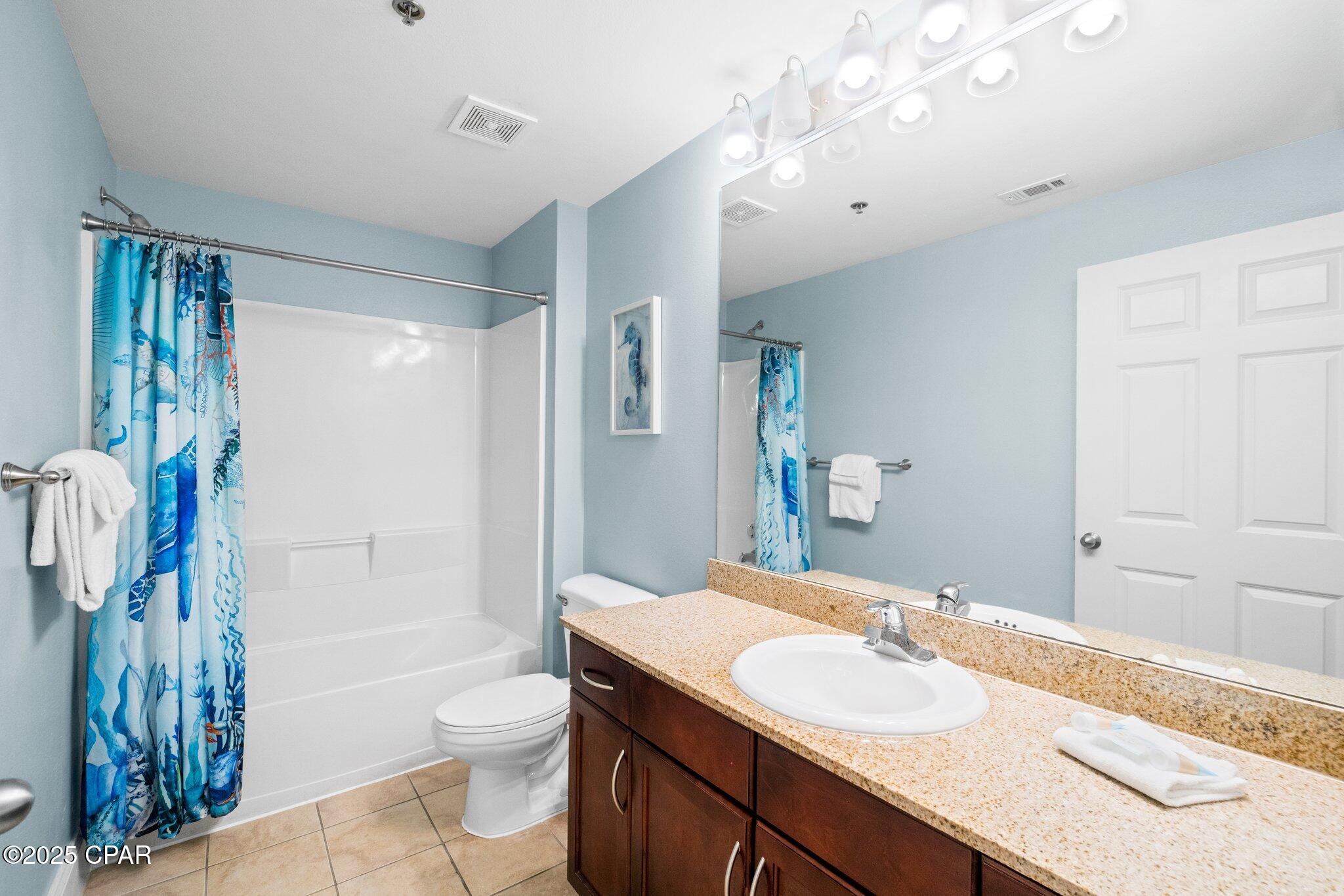 Laketown Wharf - Residential