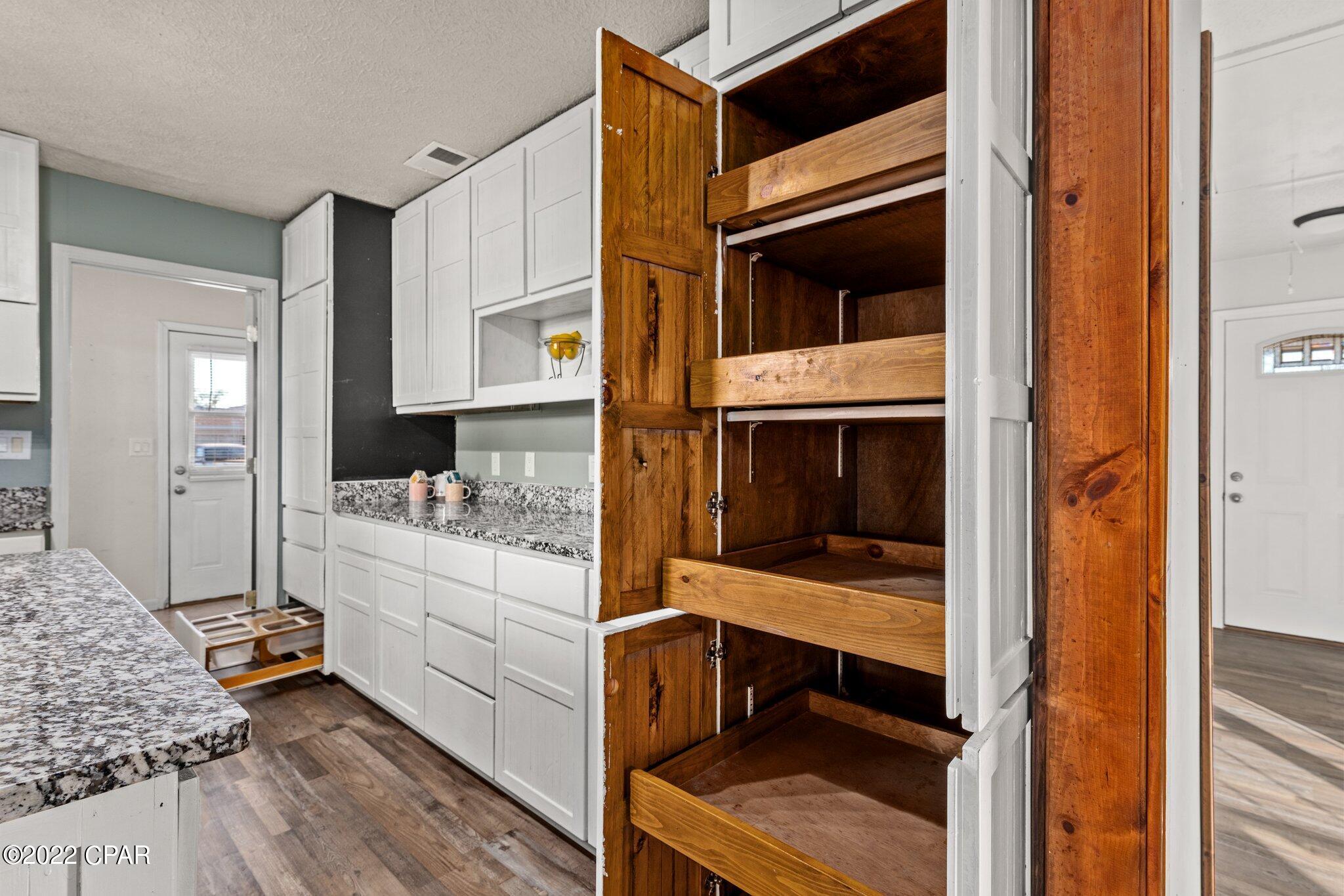 Lannie Rowe Lake Estates U-8 - Residential