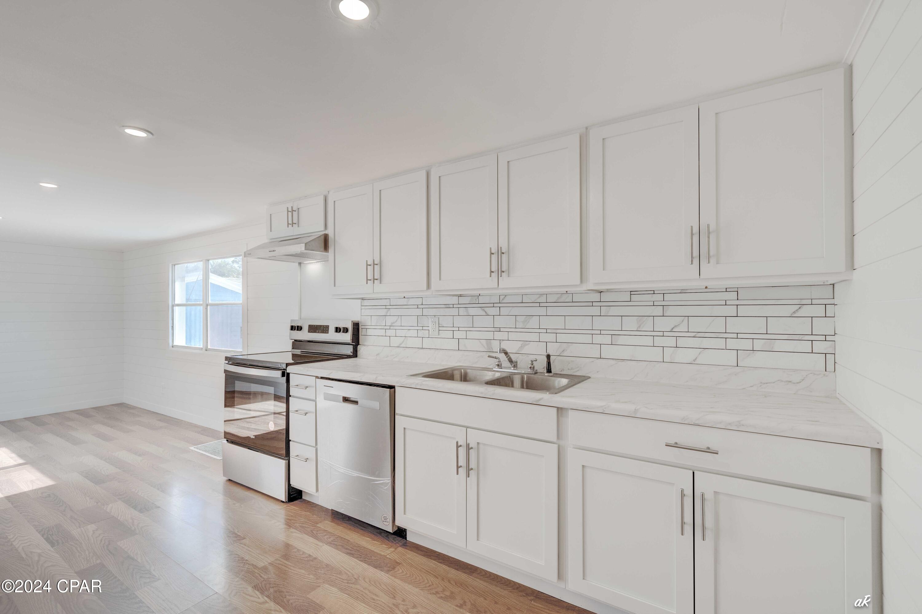 Beachside West - Residential