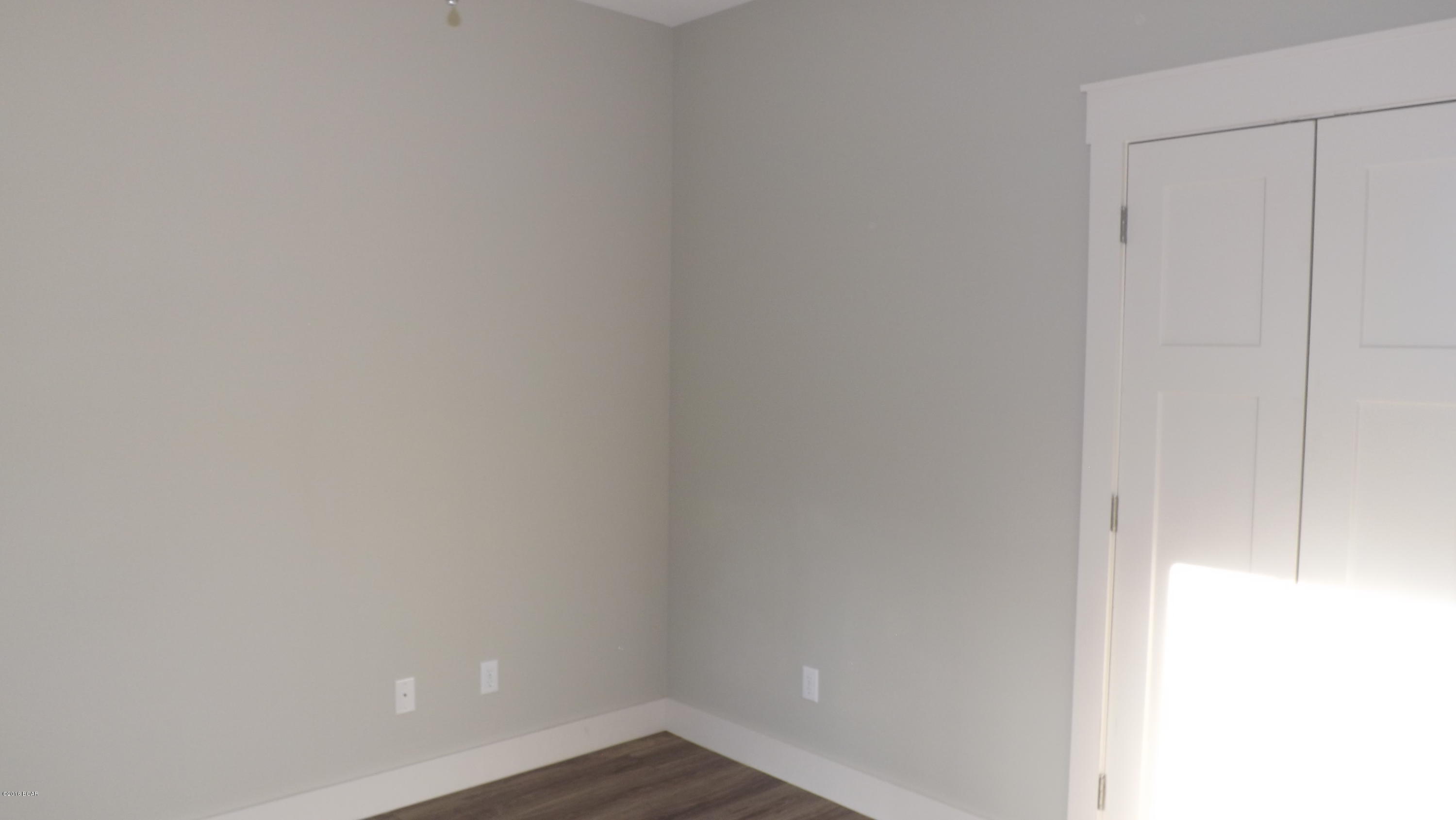 Shoreline Estates - Residential