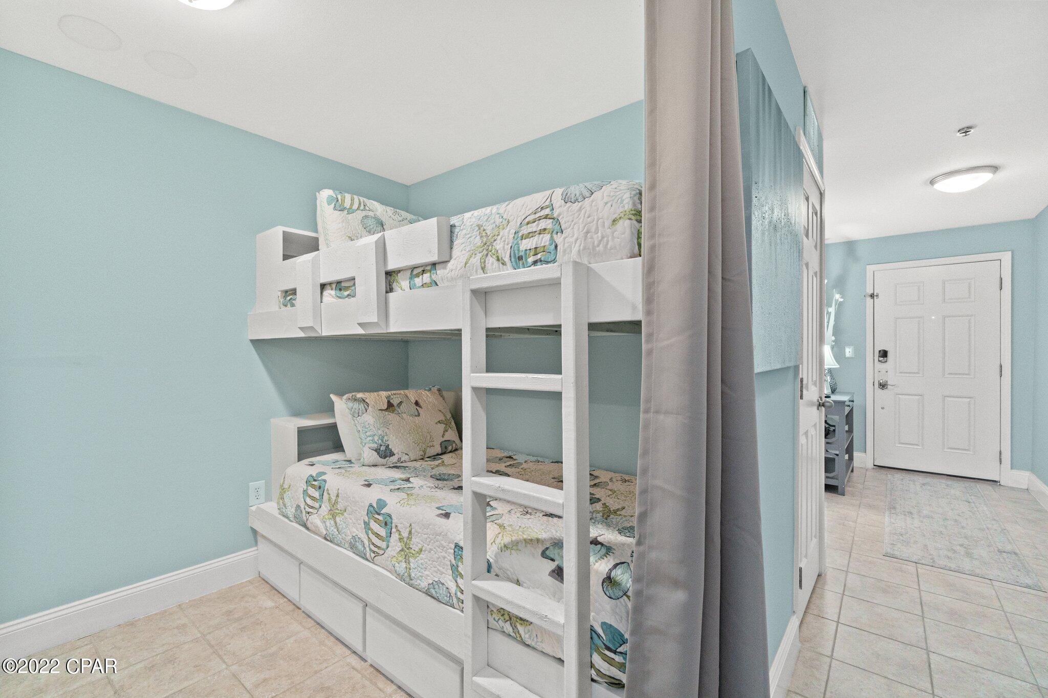 Laketown Wharf - Residential