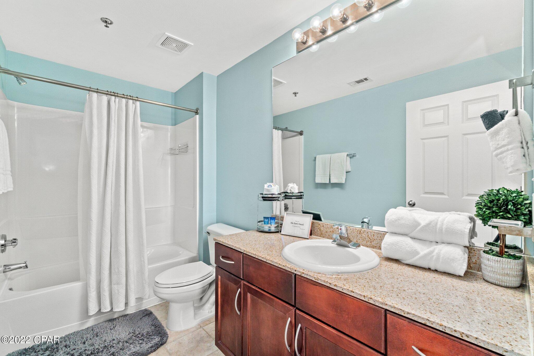 Laketown Wharf - Residential