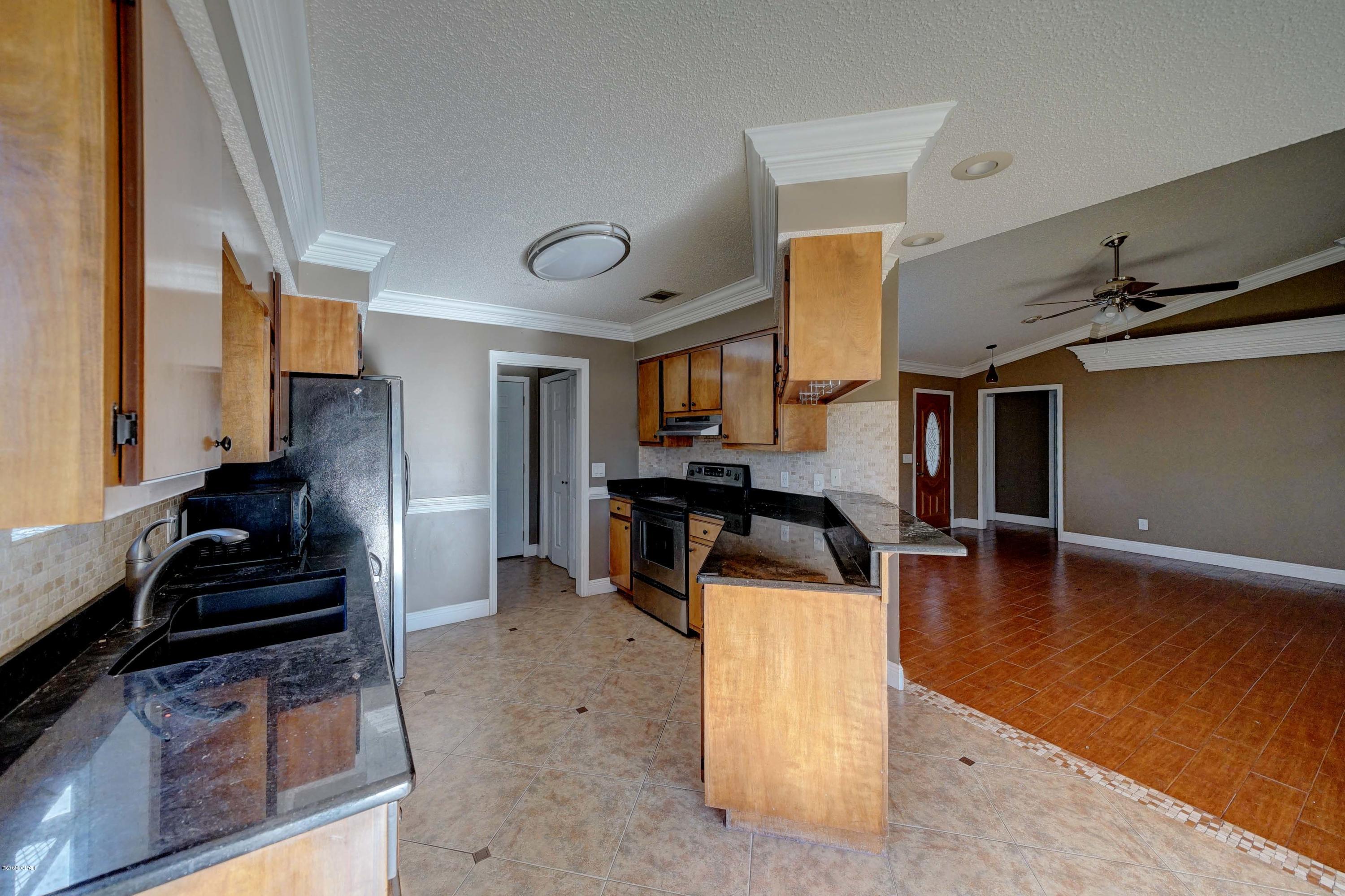 [No Recorded Subdiv] - Residential