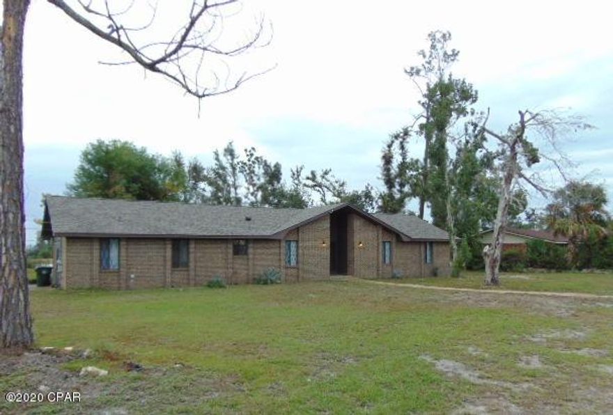 LYNN HAVEN!  5 bedrooms, 2 baths, large den w/open deck for entertaining, dining area and laundry room.  This home is on a large corner lot with water view from your back deck.