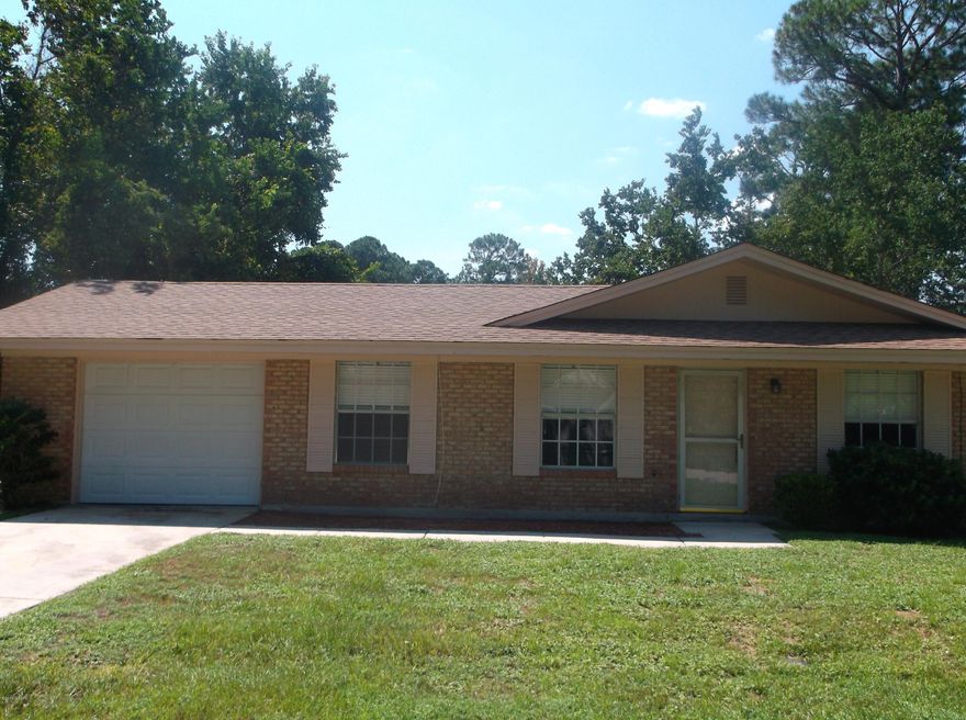 One year HOME WARRANTY! This is MUST SEE! Great location, quiet area of Callaway.  Newly remodeled Brick all one level home just a short distance to Tyndall Air Force Base.  Home has been extensively updated including new tile in kitchen and bathrooms, new kitchen cabinets, new granite counter-tops, like new refrigerator, new dishwasher, brand new glass top stove, newly painted interior and new roof.  Ideal for a first time home buyer, military family or could make a great investment-rental property. Half of the garage was closed in to form a bonus room and laundry room. Call Today!