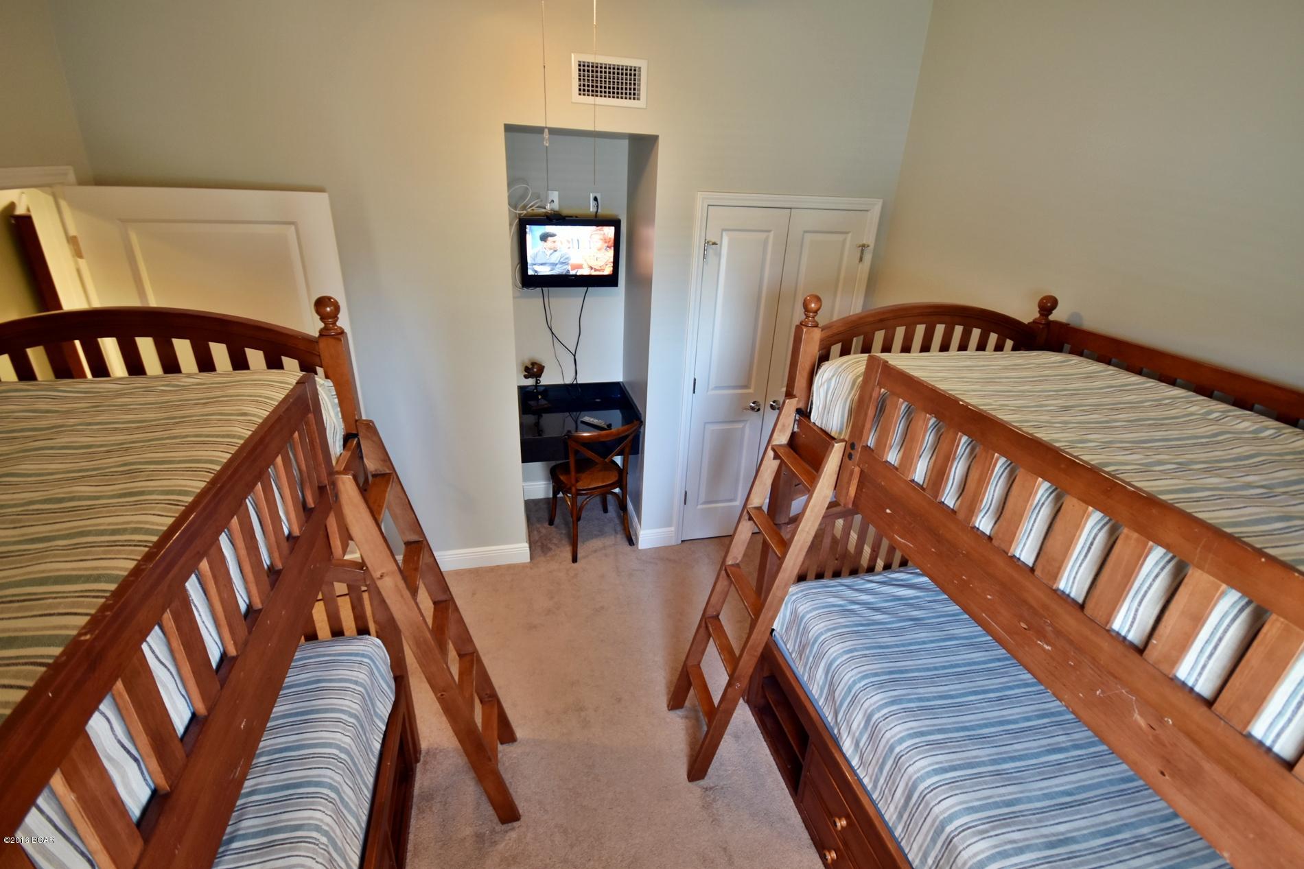 Sterling Breeze - Residential