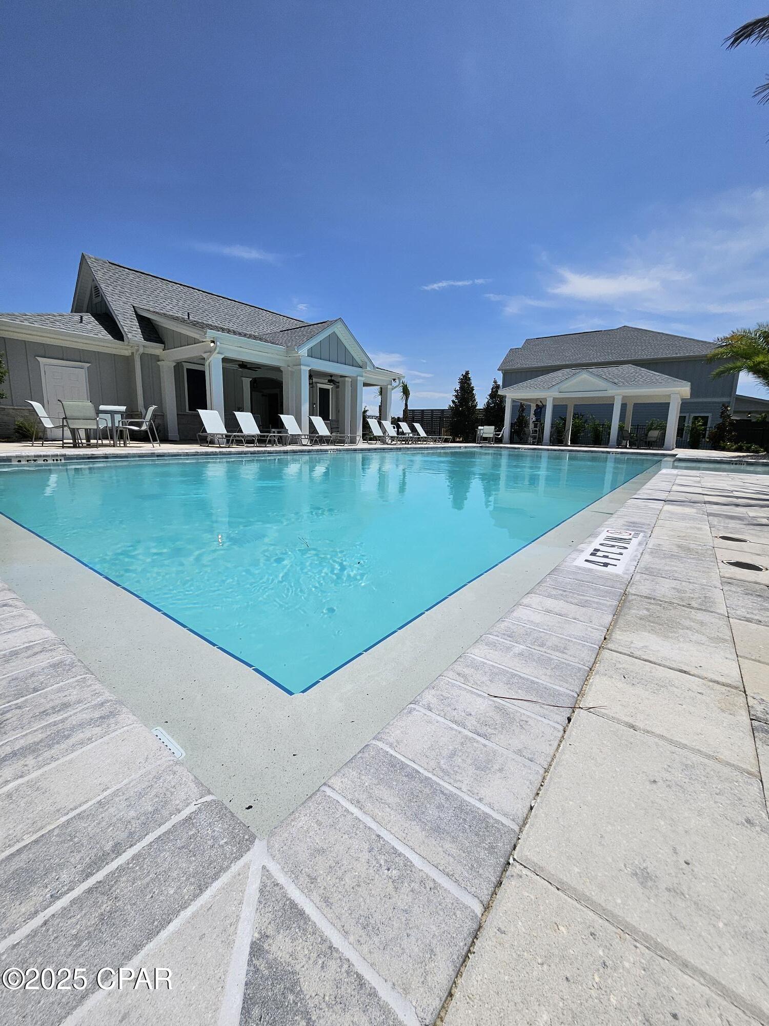 Colonial Landing - Residential