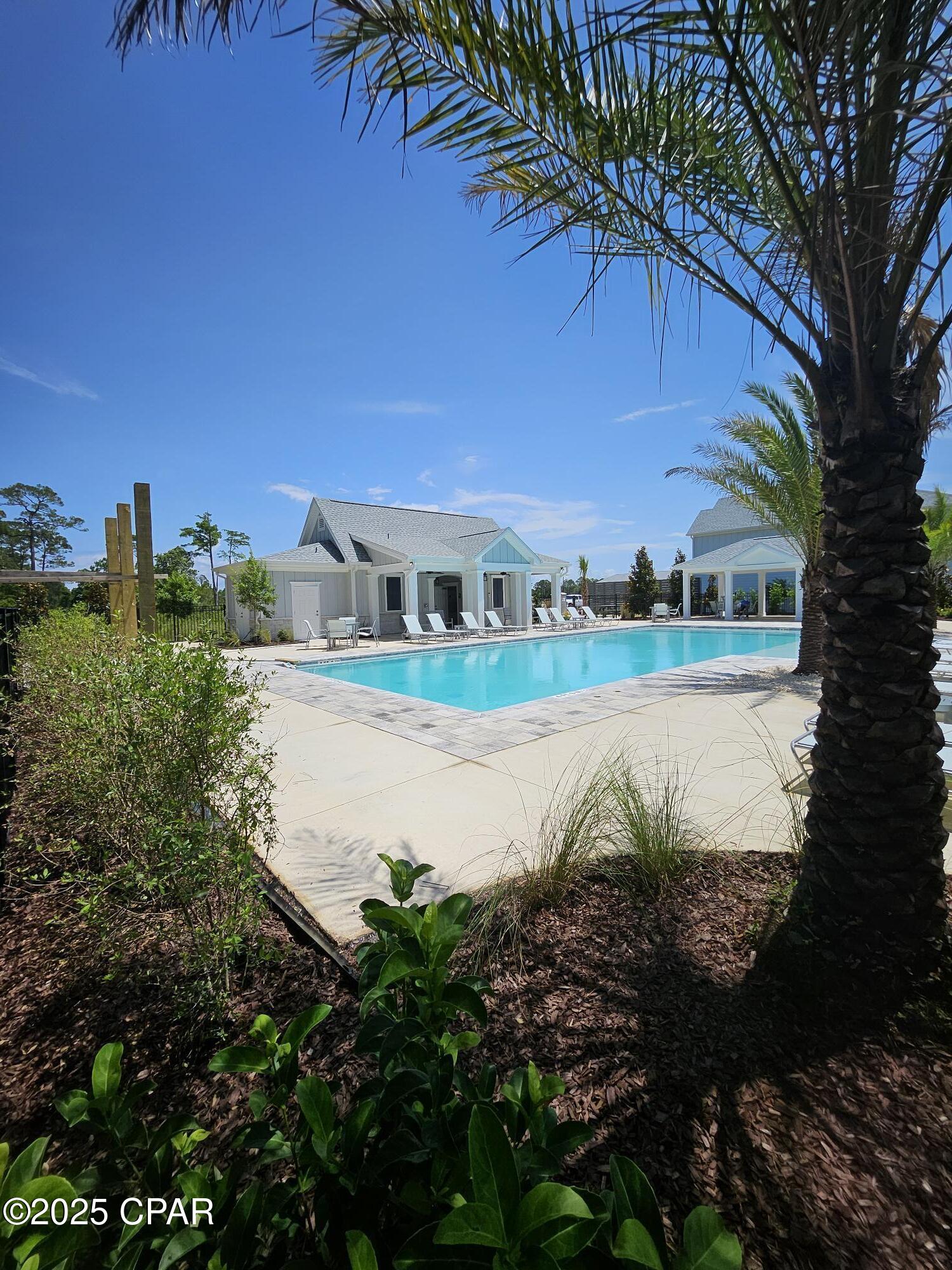 Colonial Landing - Residential