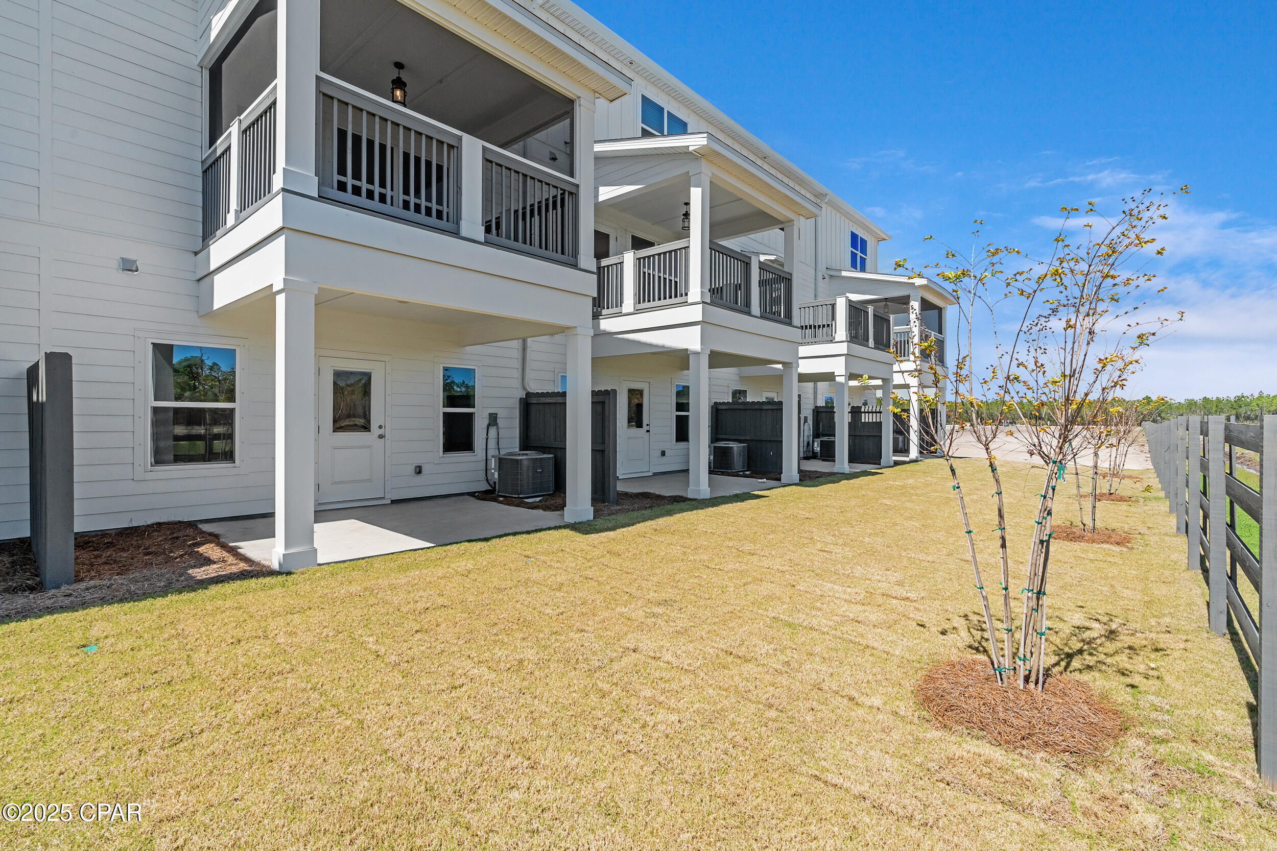 Colonial Landing - Residential