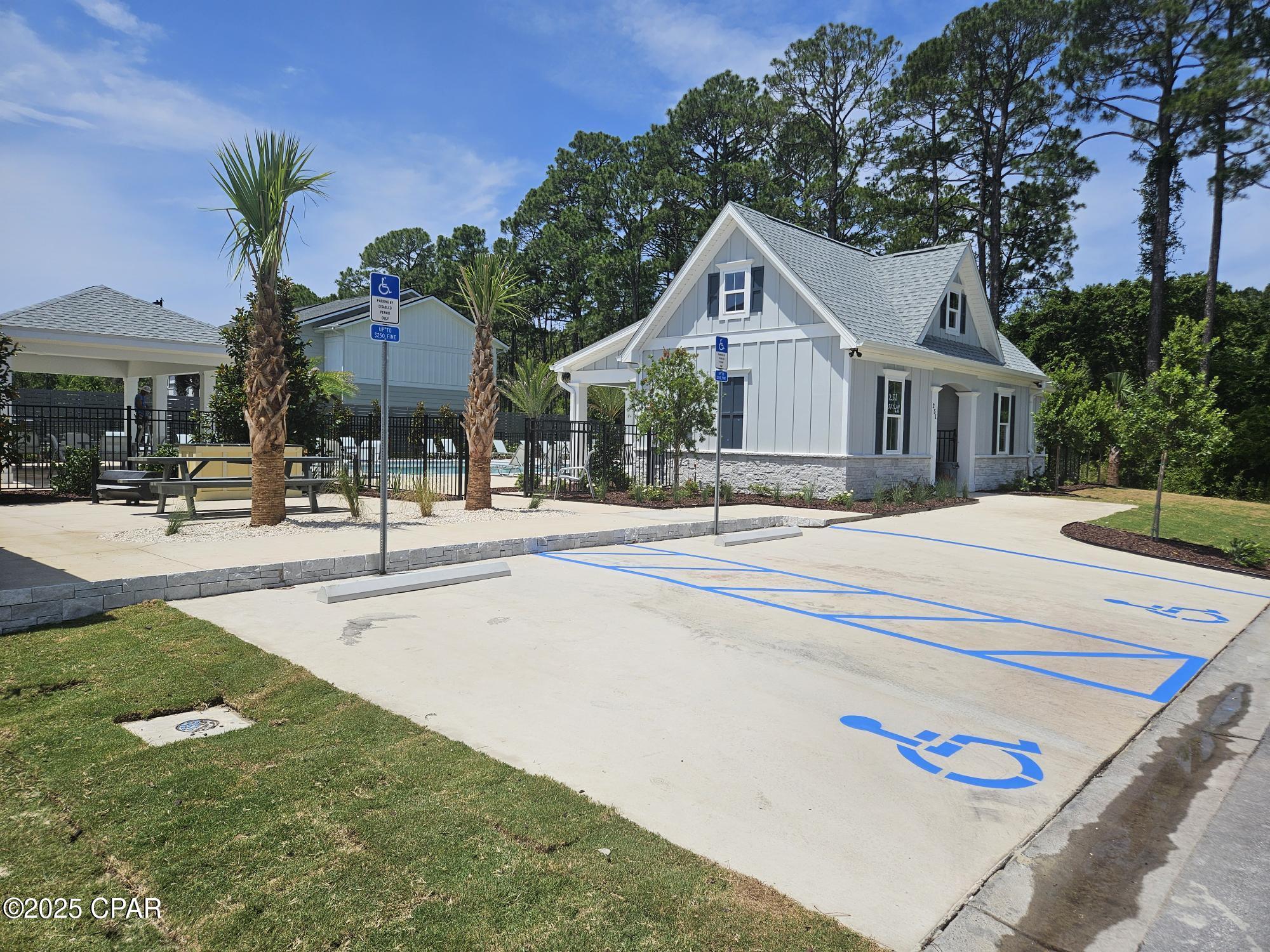 Colonial Landing - Residential