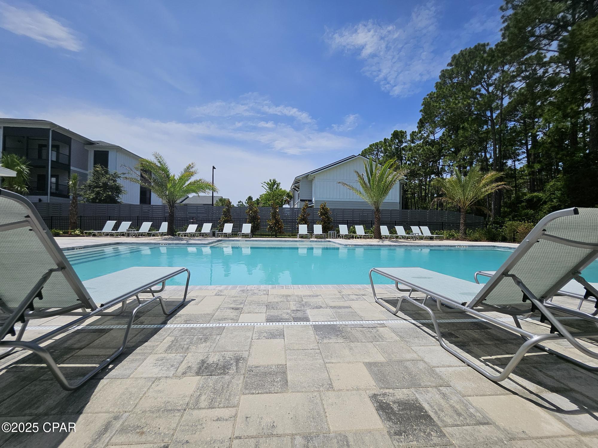 Colonial Landing - Residential