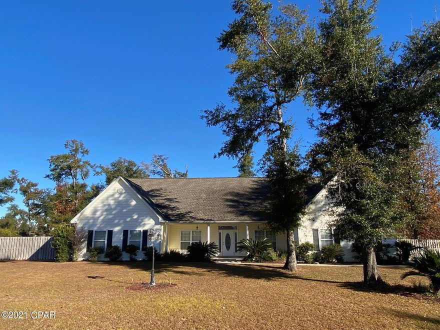 Beautiful 4 bedroom, 2.5 bath home on a corner lot on the golf course in Indian Springs!  This home home has been well maintained and is perfect for a large family.  The kitchen features stainless steel appliances, granite counter tops, an island and is open to the family room.  The family room has a gas fireplace and french doors that open to the screen porch.   Plus there's a formal dining room and a sitting area!  The master suite is privately located from the rest of the home with a vaulted ceiling.  The master bath has a whirlpool tub, a huge shower plus a walk in closet!  This home is ideal for entertaining.  The screen porch is perfect to watch your kids or pets play in the privacy fenced yard.   Two car garage.  You've got to see this home!  Call today to schedule a tour!