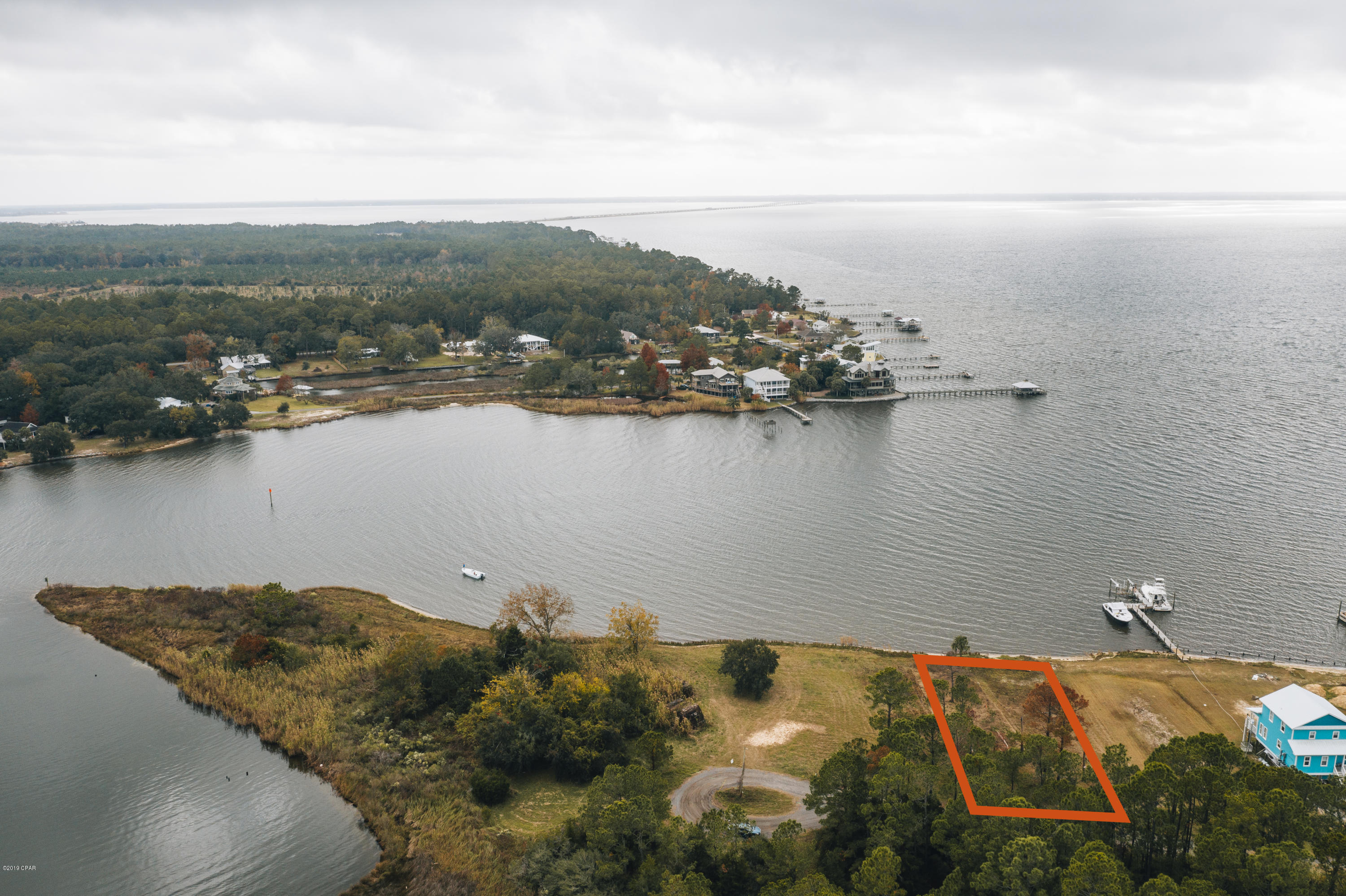 Bayou Lagrange - Land