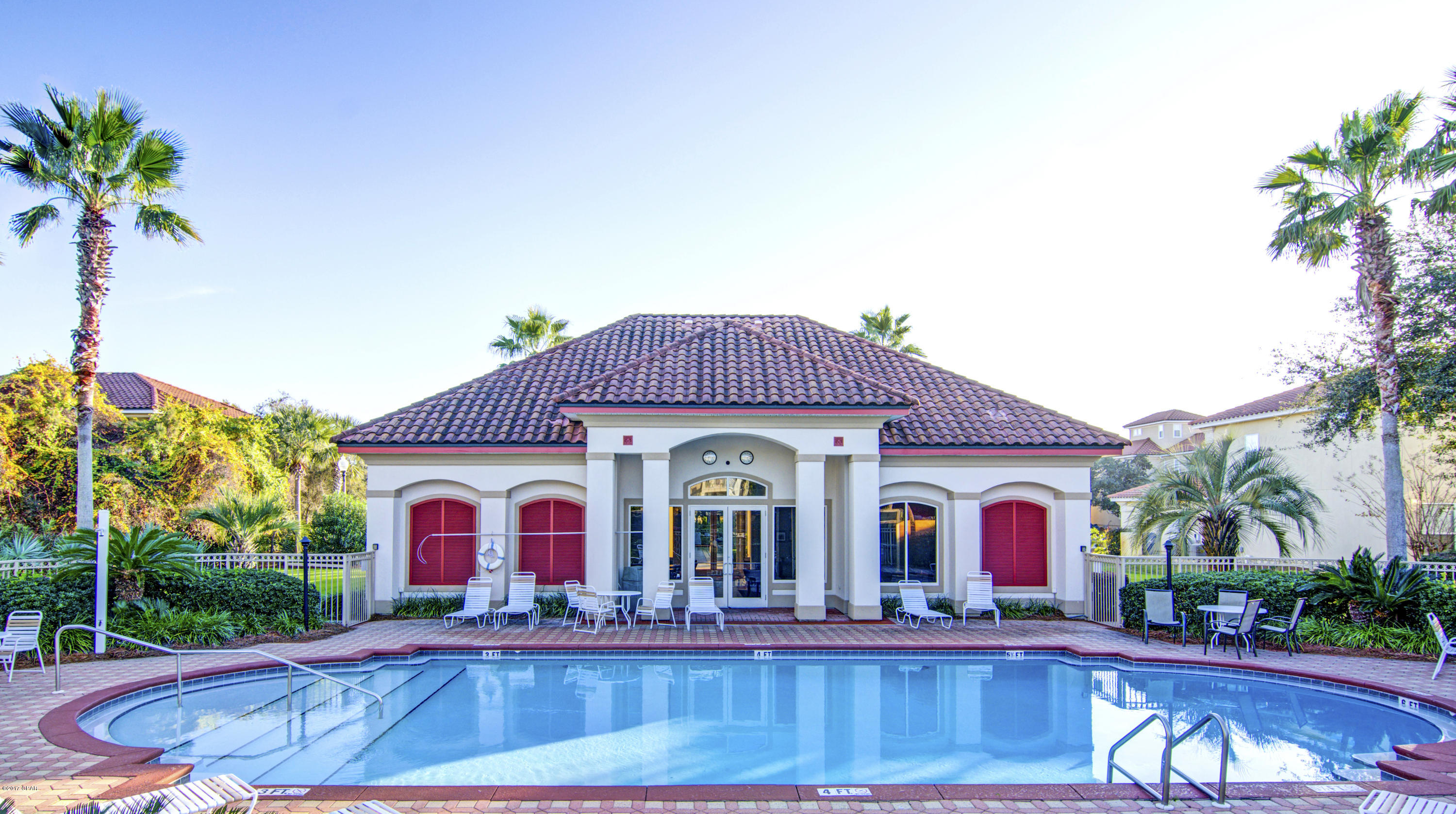 La Valencia Beach Resort - Residential