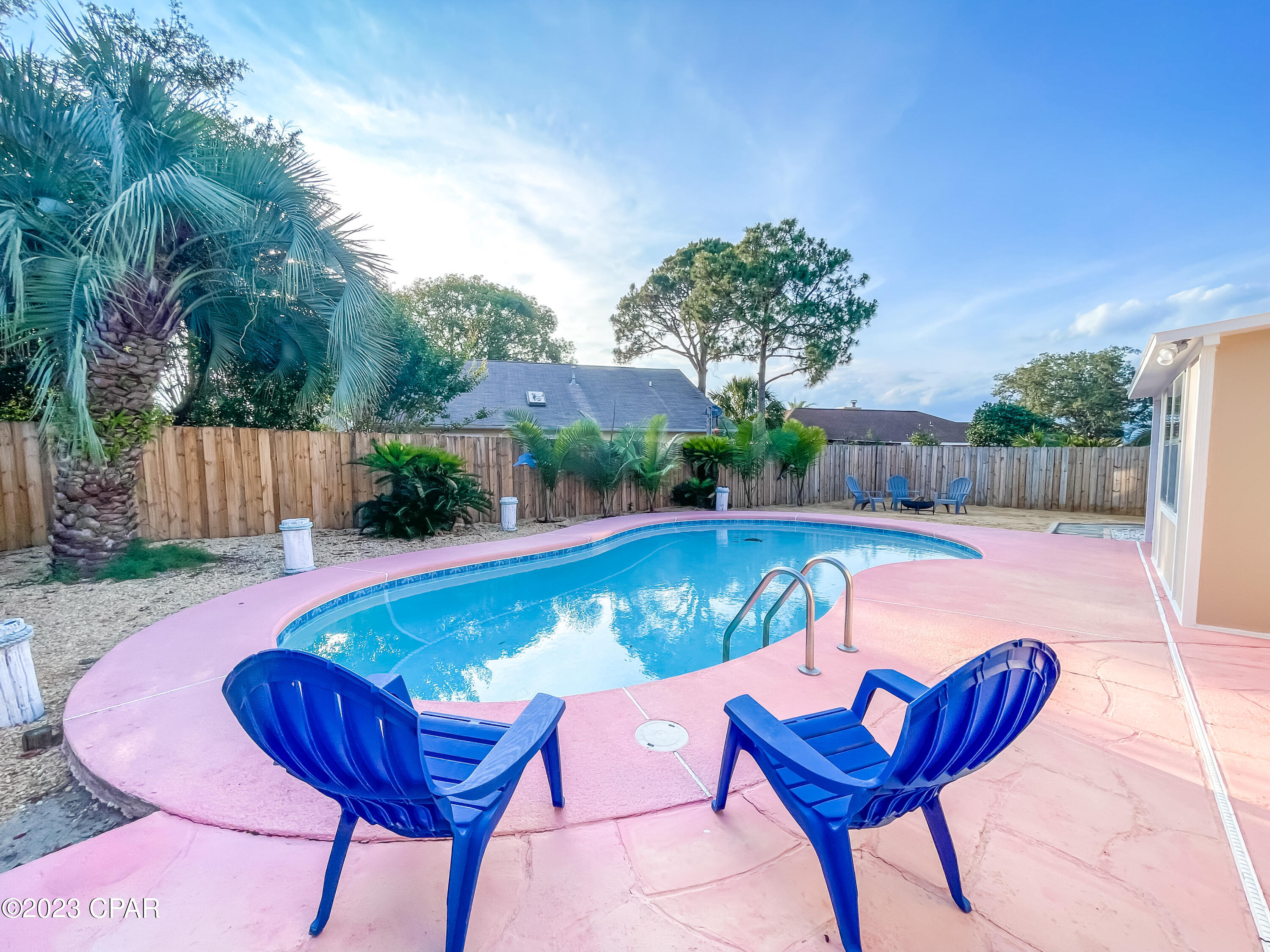 Bid-A-Wee - Residential