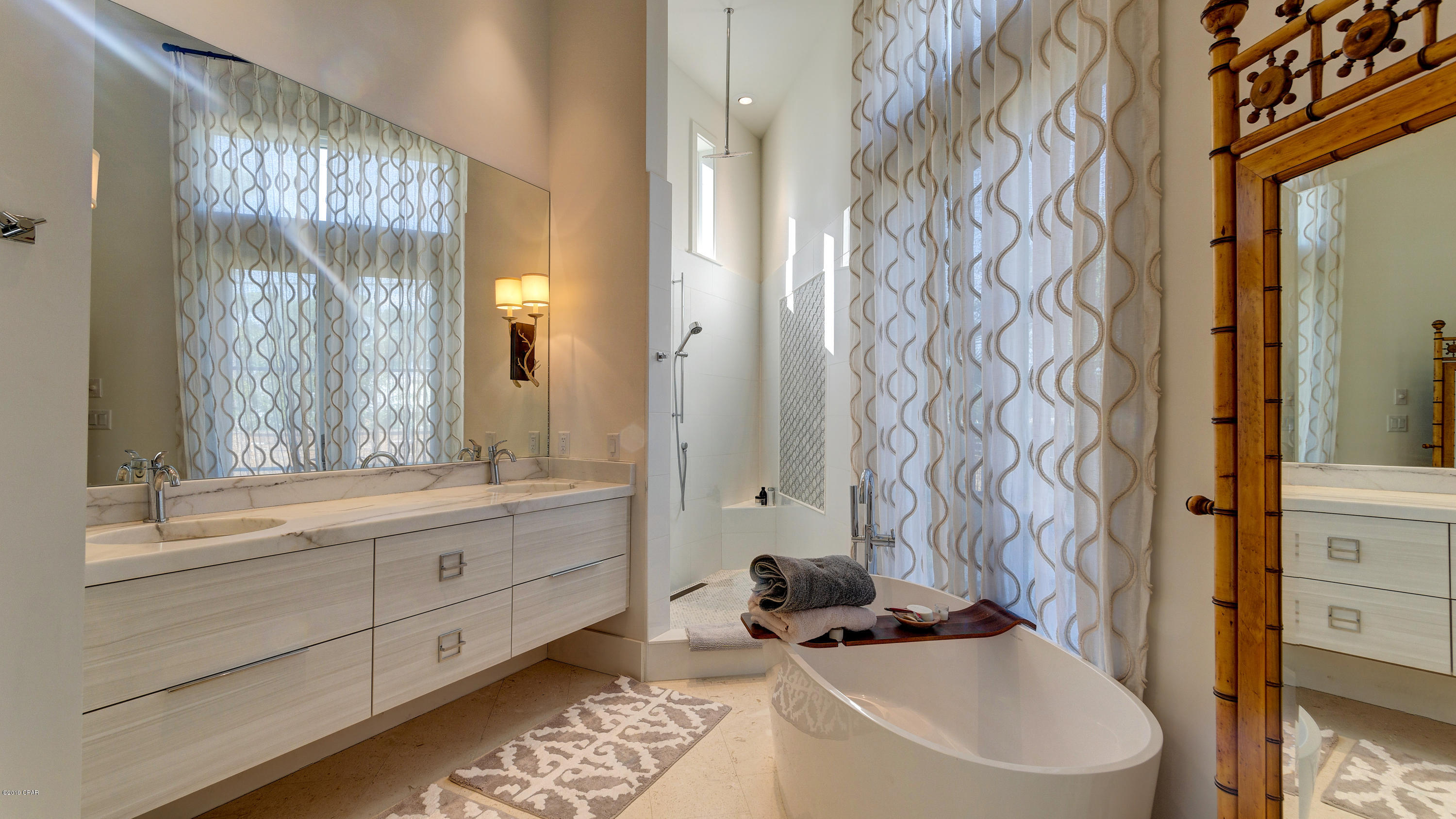 Beach Highland - Residential