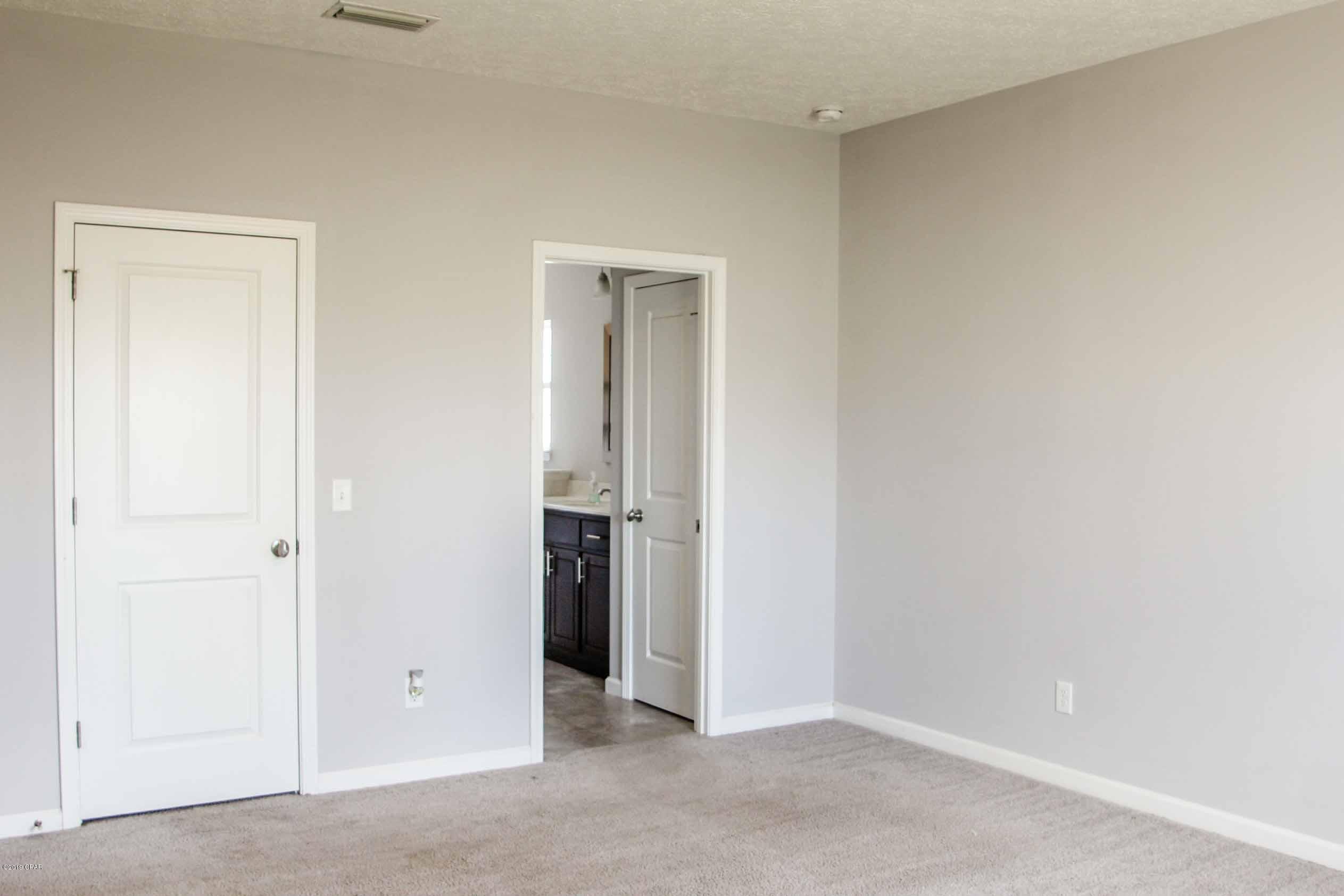 Falcon's Ridge North - Residential