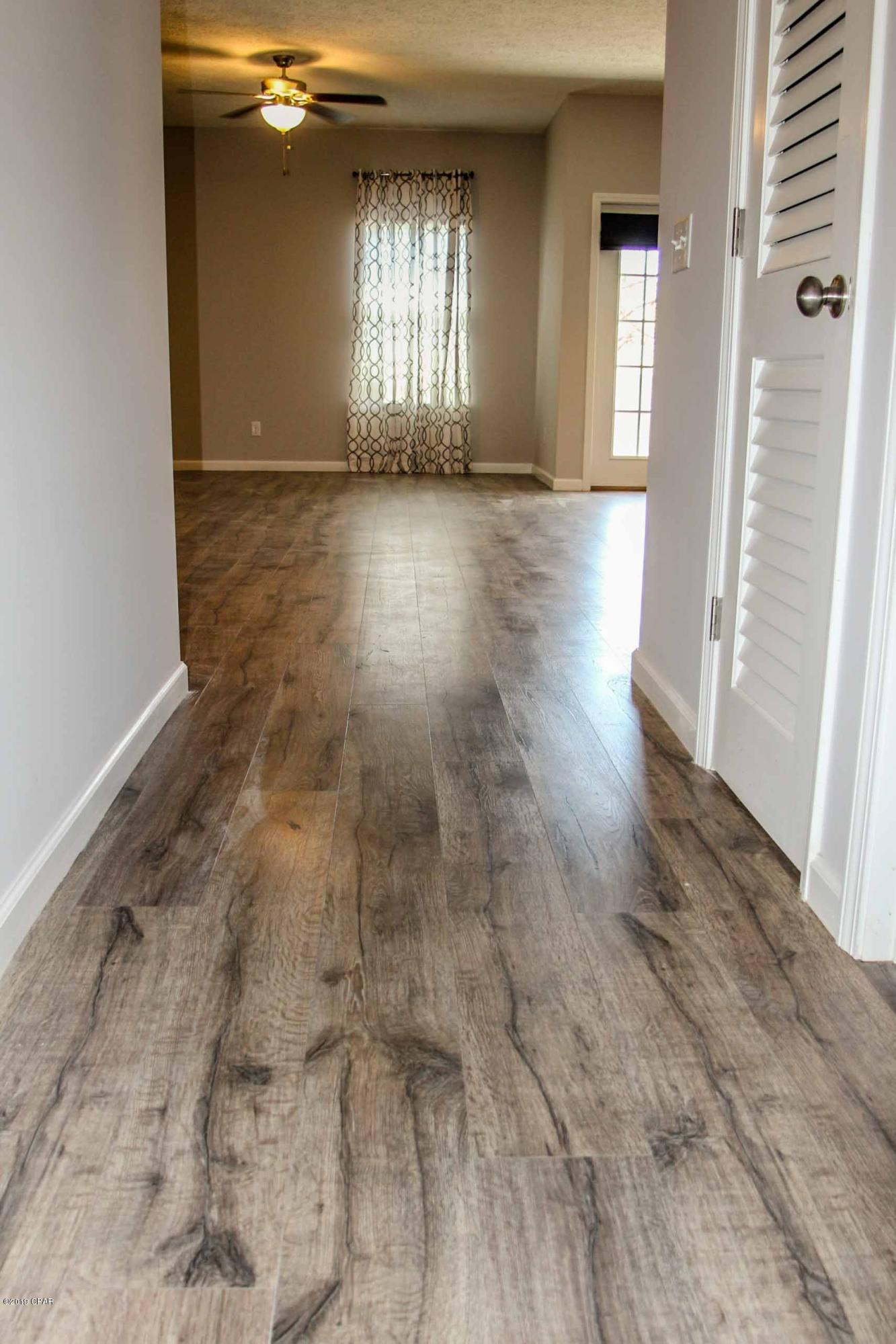 Falcon's Ridge North - Residential