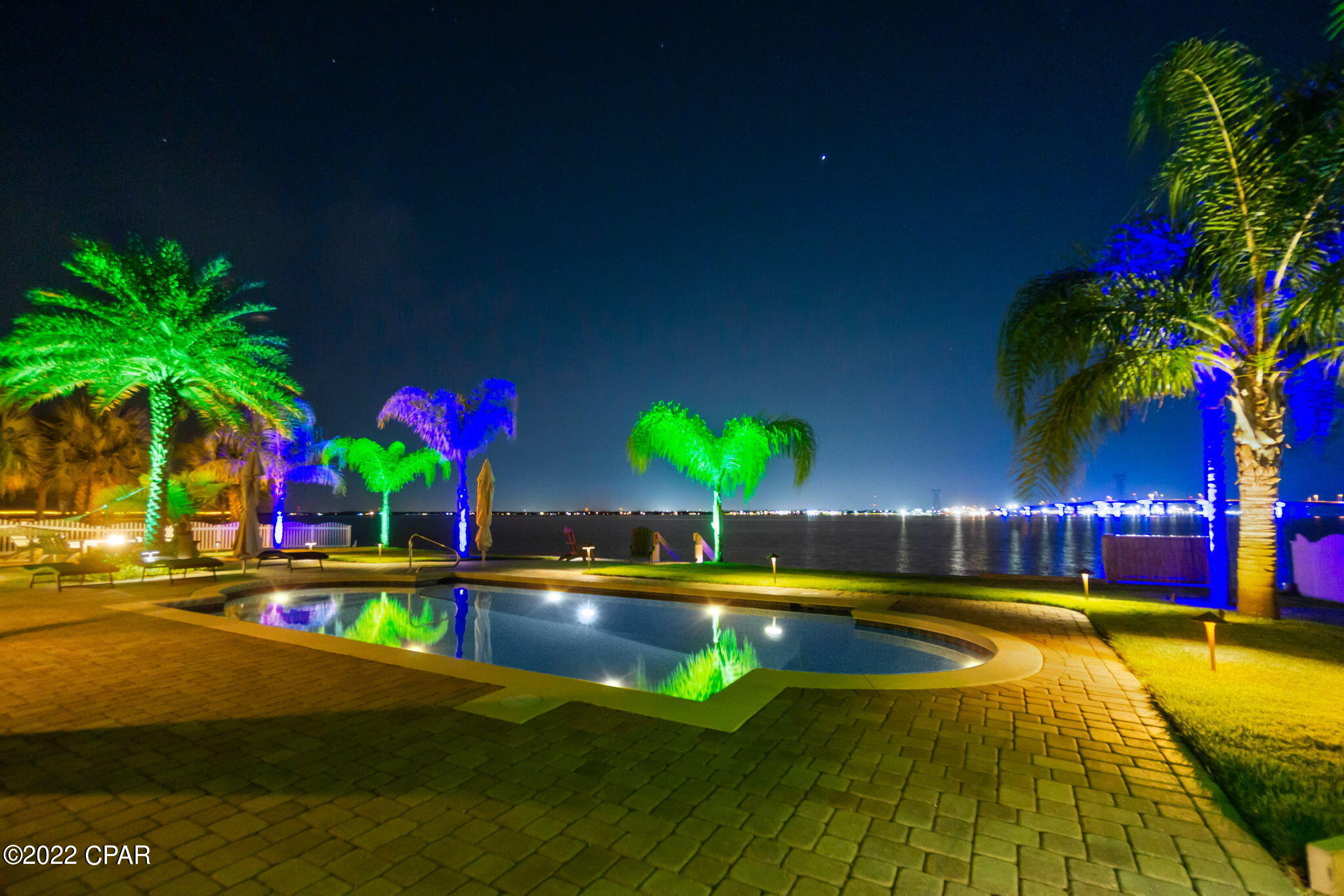 Dolphin Bay - Residential