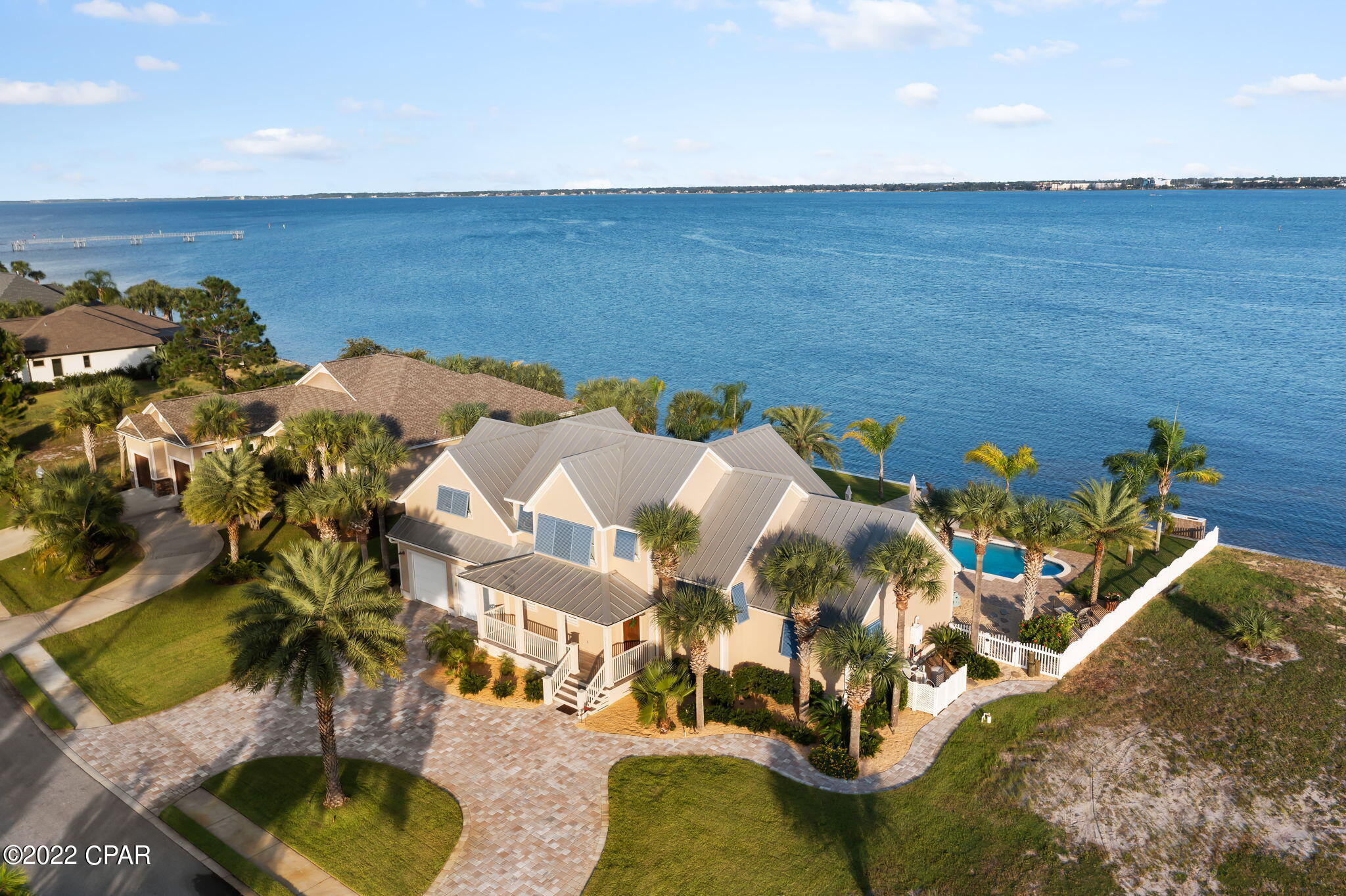 Dolphin Bay - Residential