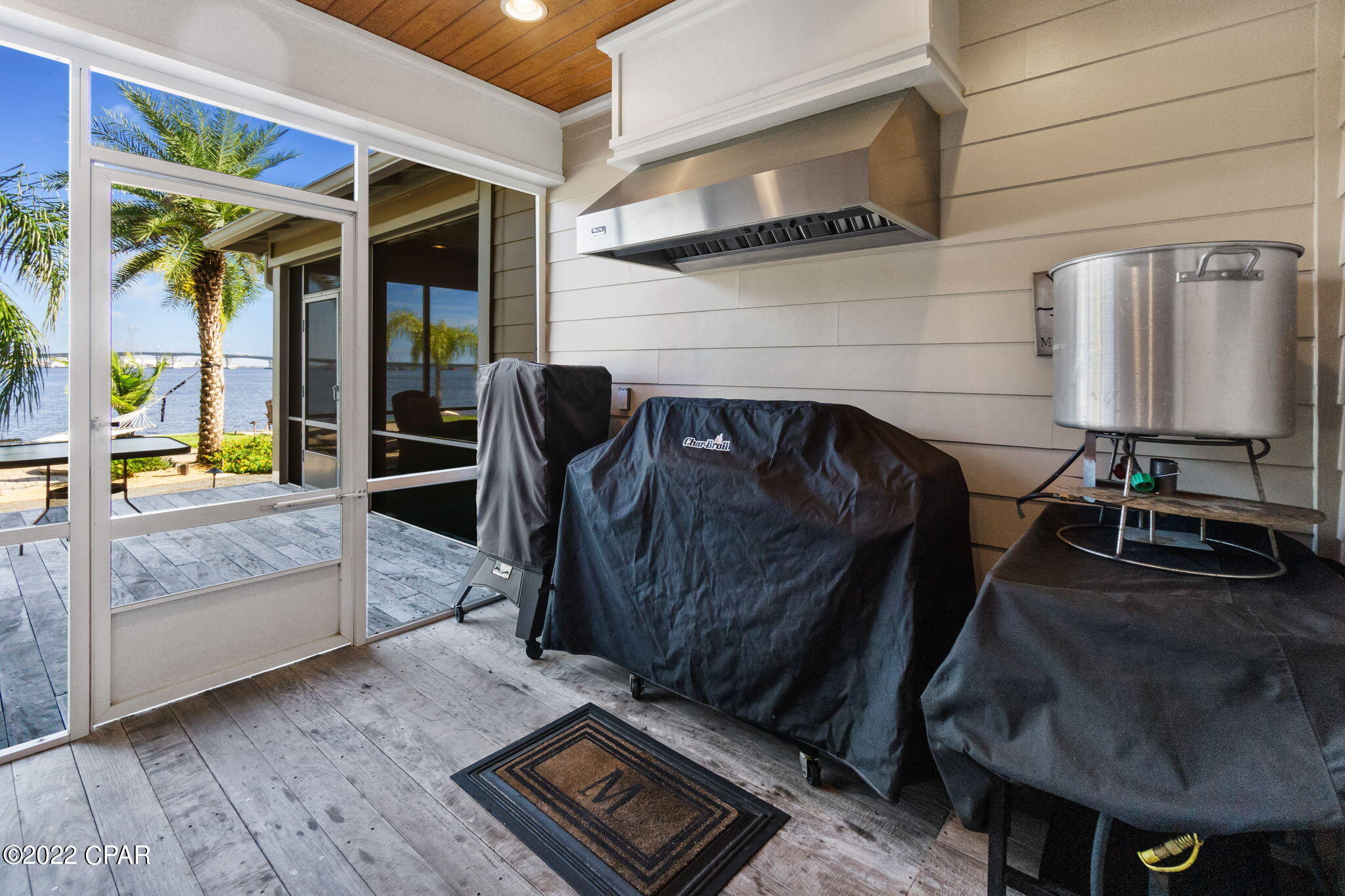 Dolphin Bay - Residential