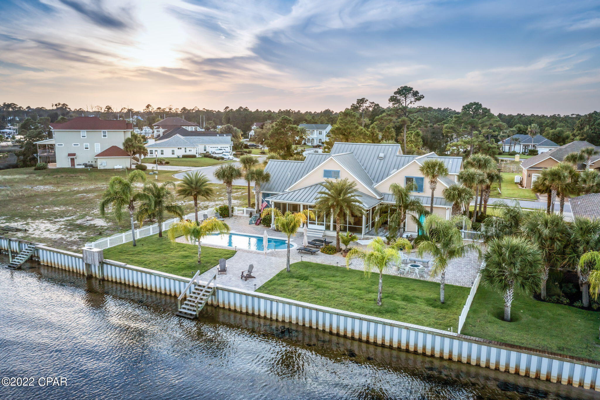 Dolphin Bay - Residential