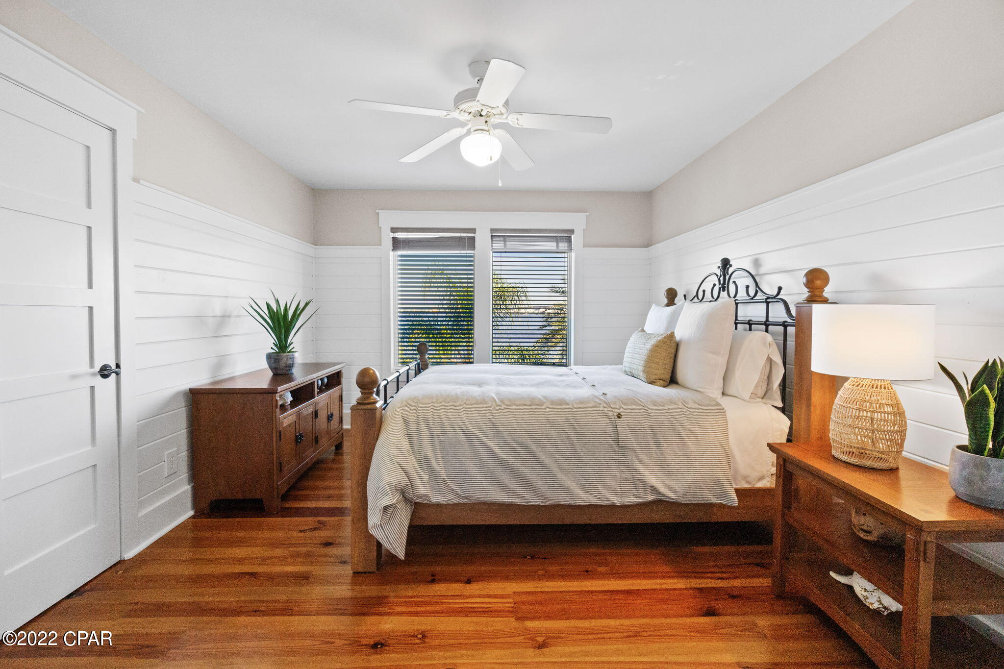 Dolphin Bay - Residential