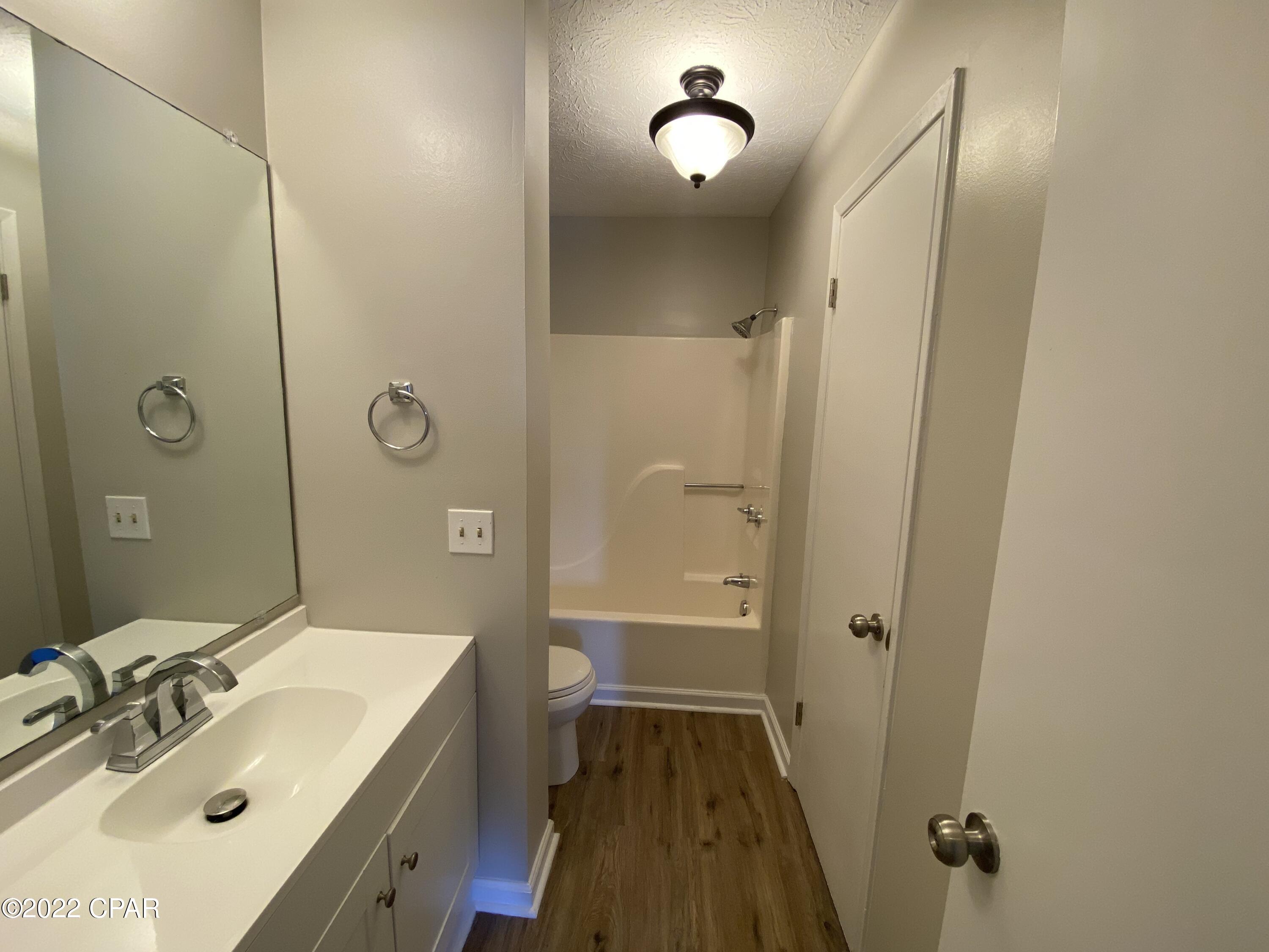 [No Recorded Subdiv] - Residential Lease