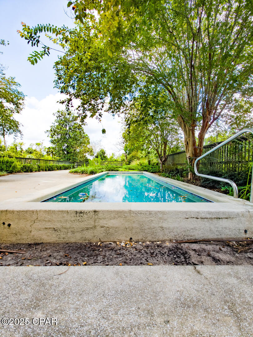 Fanning Oaks - Residential