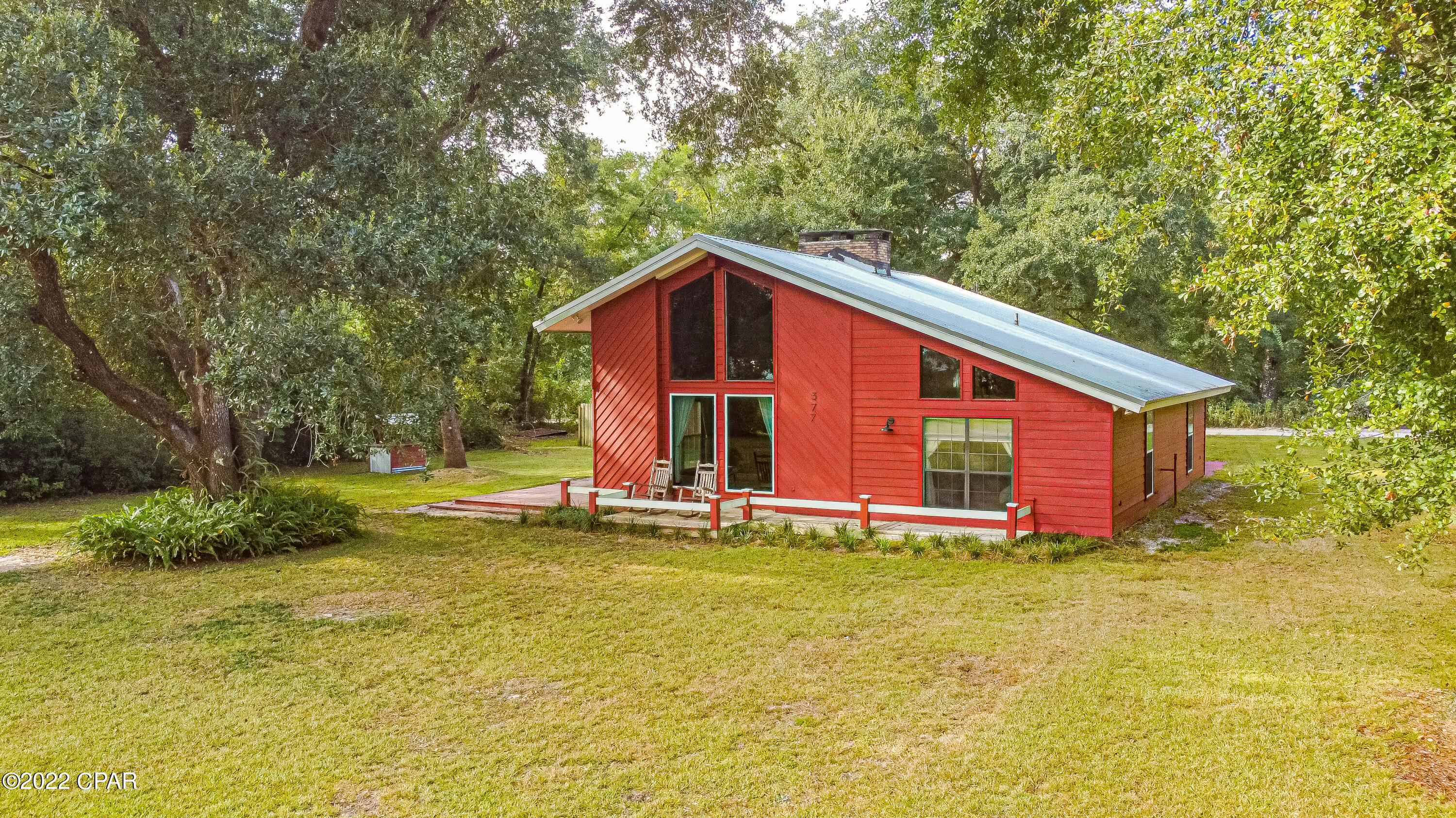 Twin Lakes Subd Unit 1 - Residential