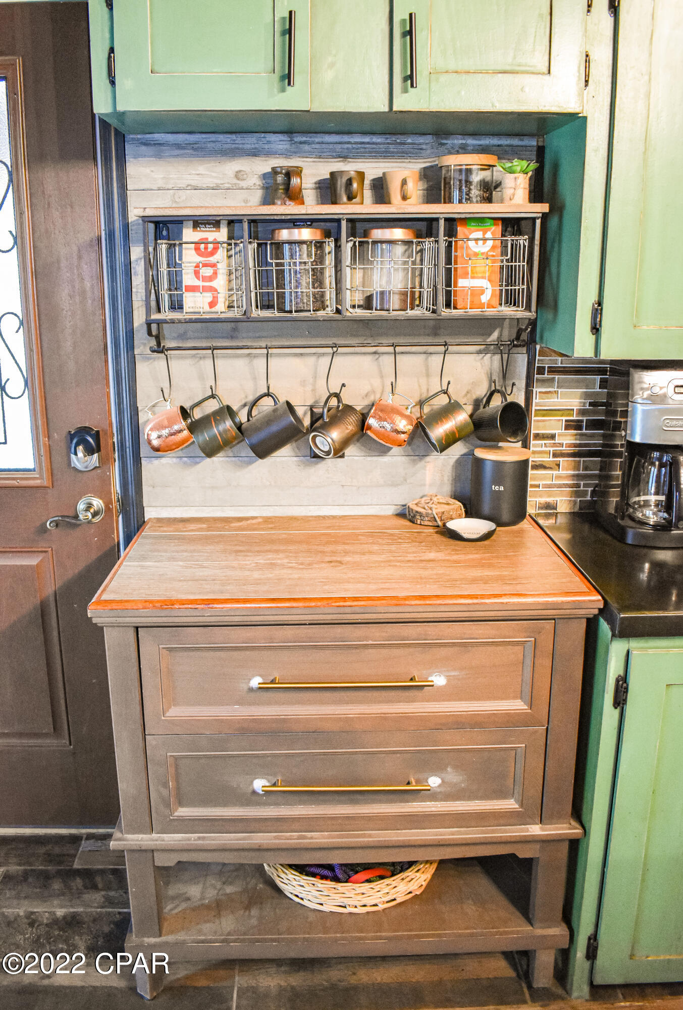 Twin Lakes Subd Unit 1 - Residential